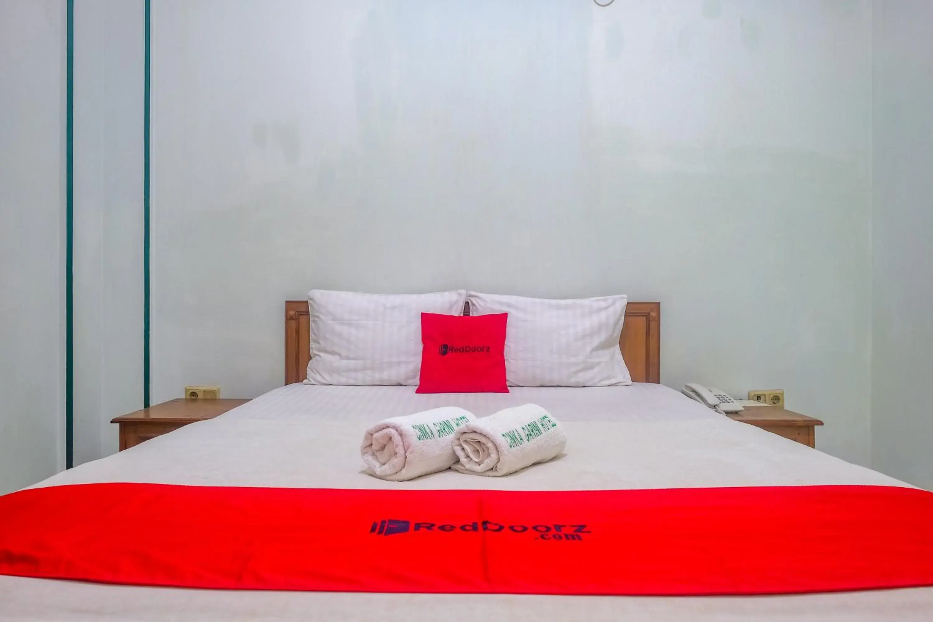 Bedroom, Bed in RedDoorz near XT Square Yogyakarta Bedroom, Bed in RedDoorz near XT Square Yogyakarta