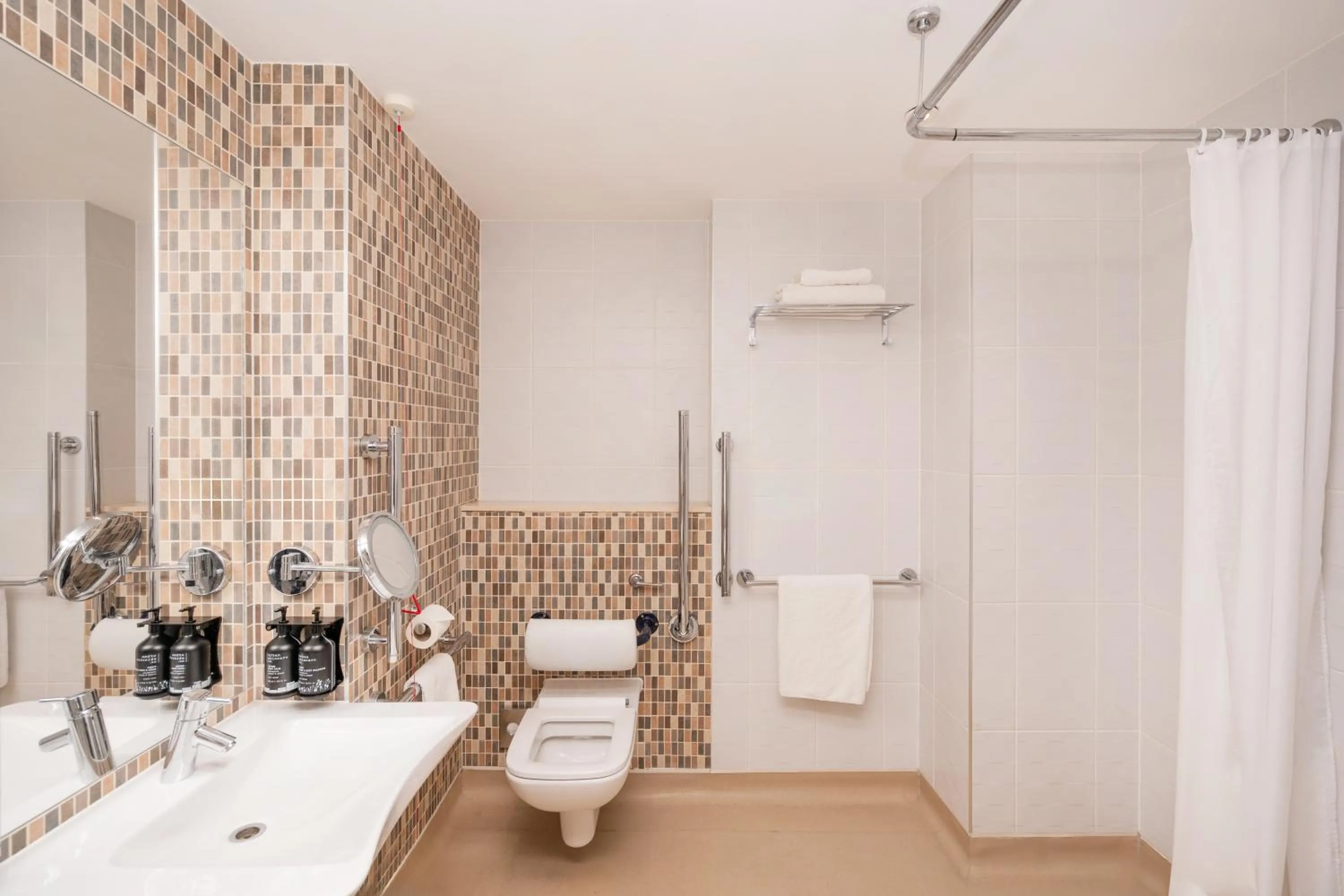 Toilet in Holiday Inn Southend by IHG