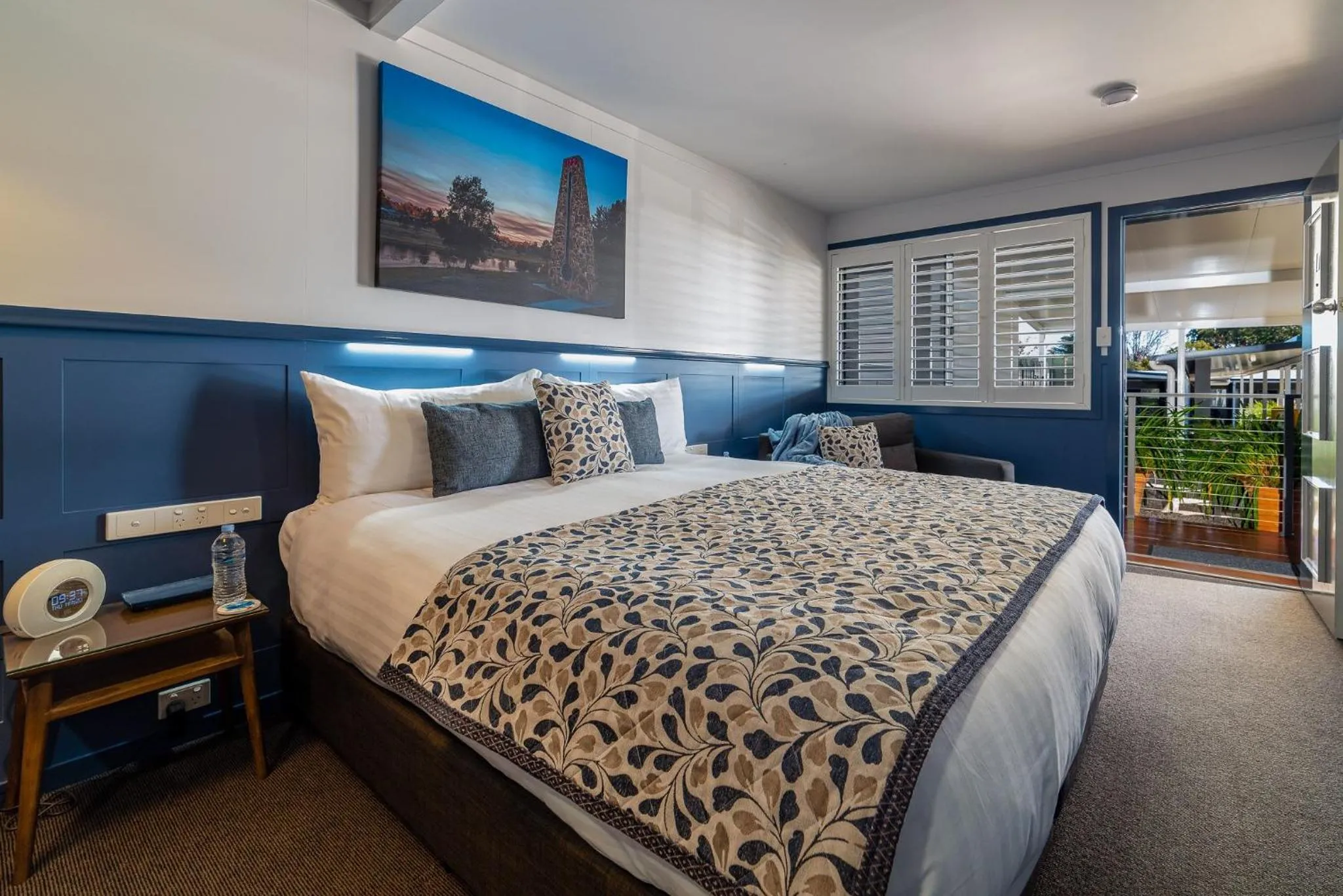 Premier King Room in Granite Belt Motel