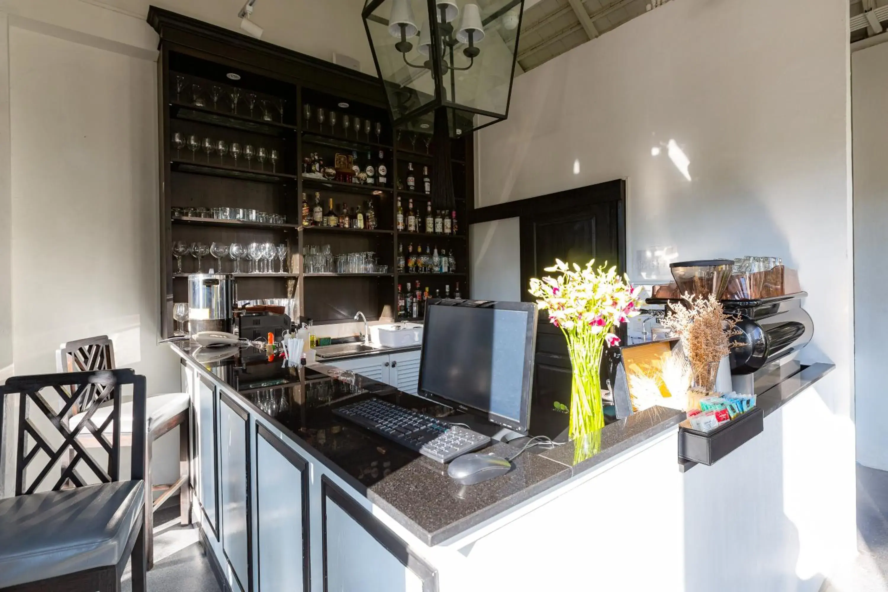 Lounge or bar in MORA Boutique Hotel Lounge or bar in MORA Boutique Hotel