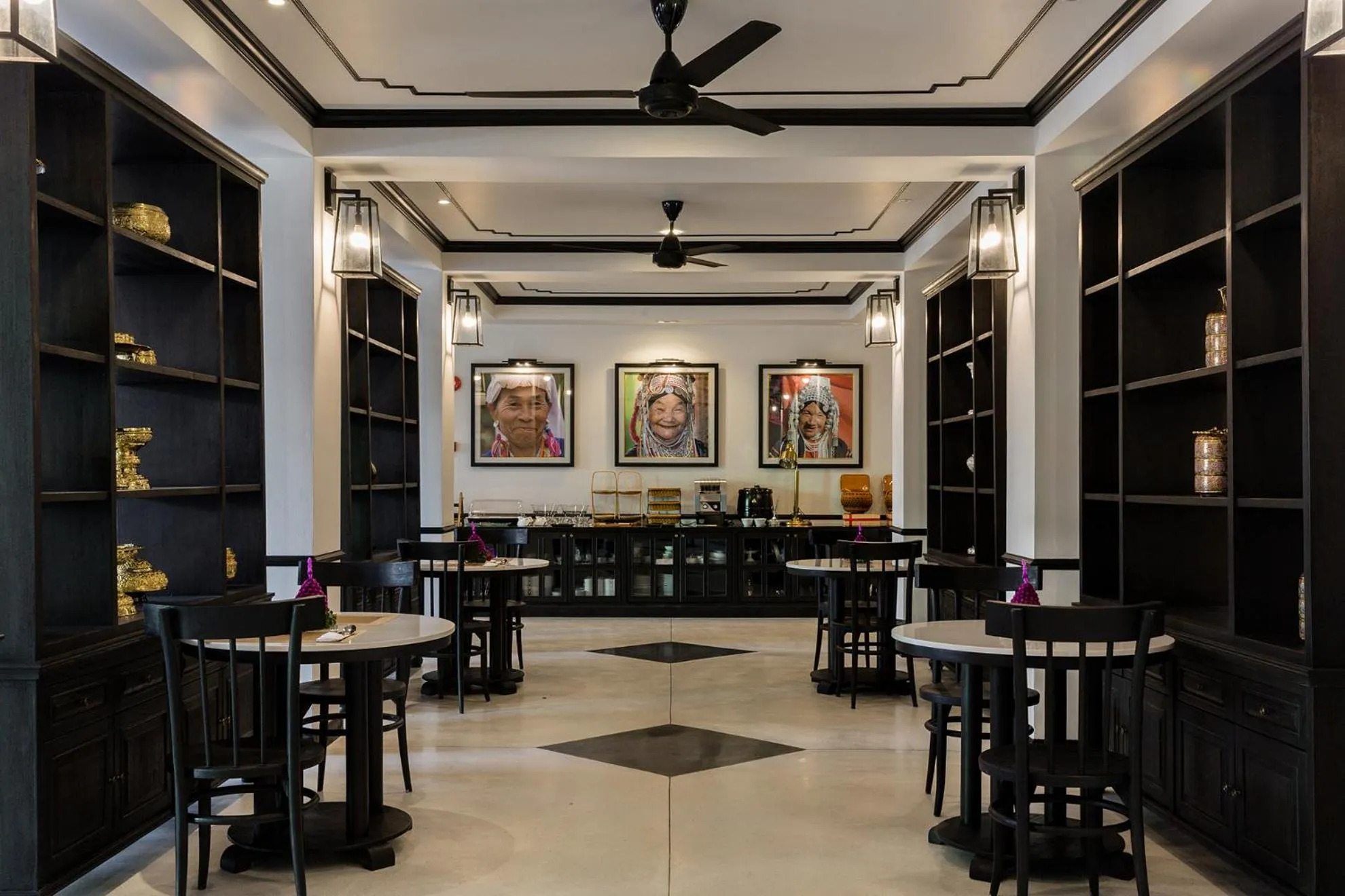 Restaurant/places to eat in MORA Boutique Hotel