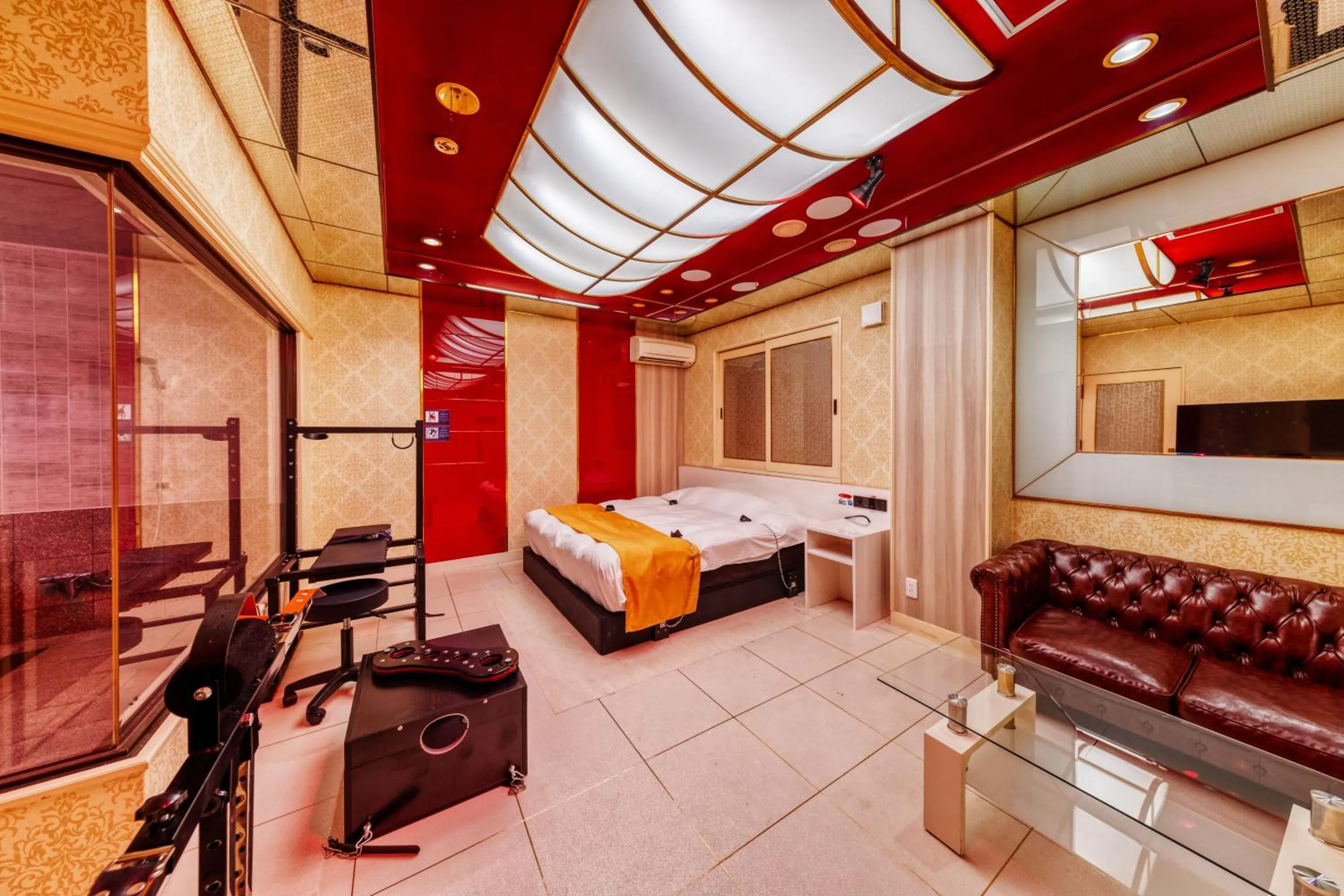 Bed in HOTEL ABnormal (Adult Only)
