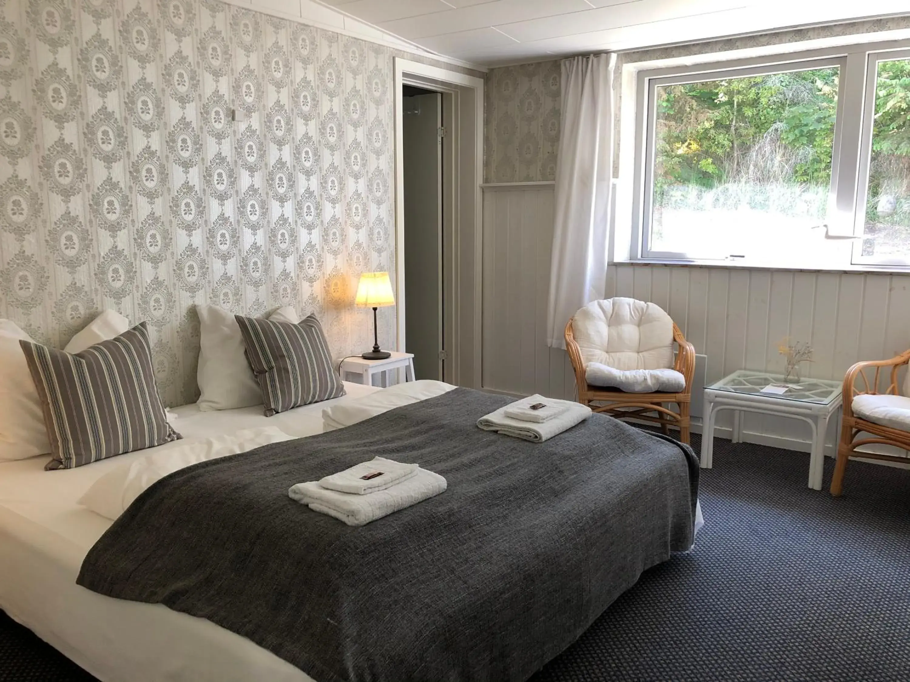 Budget Double or Twin Room in Sandkaas Badehotel Budget Double or Twin Room in Sandkaas Badehotel