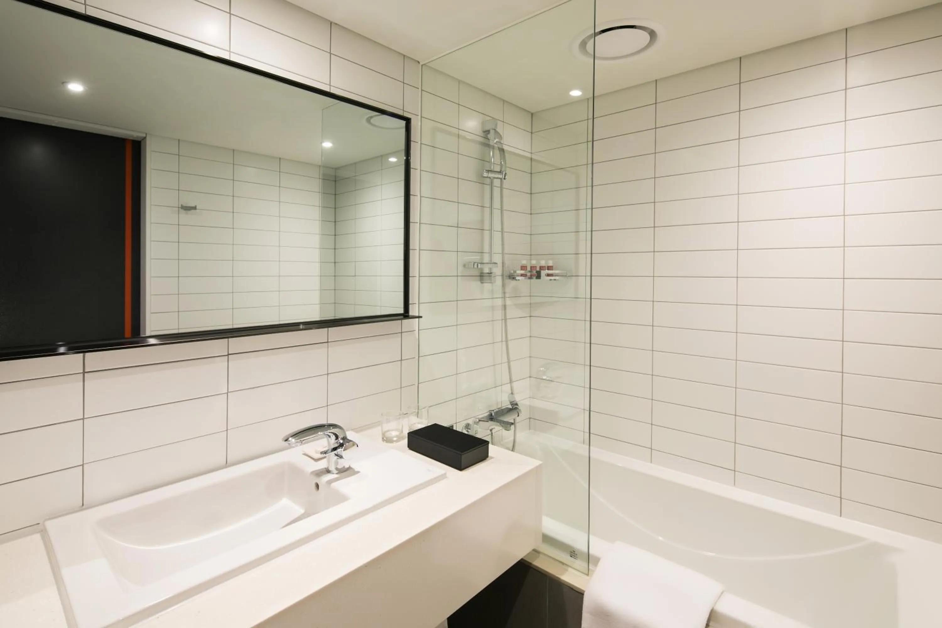 Bathroom in Aiden by Best Western Cheongdam