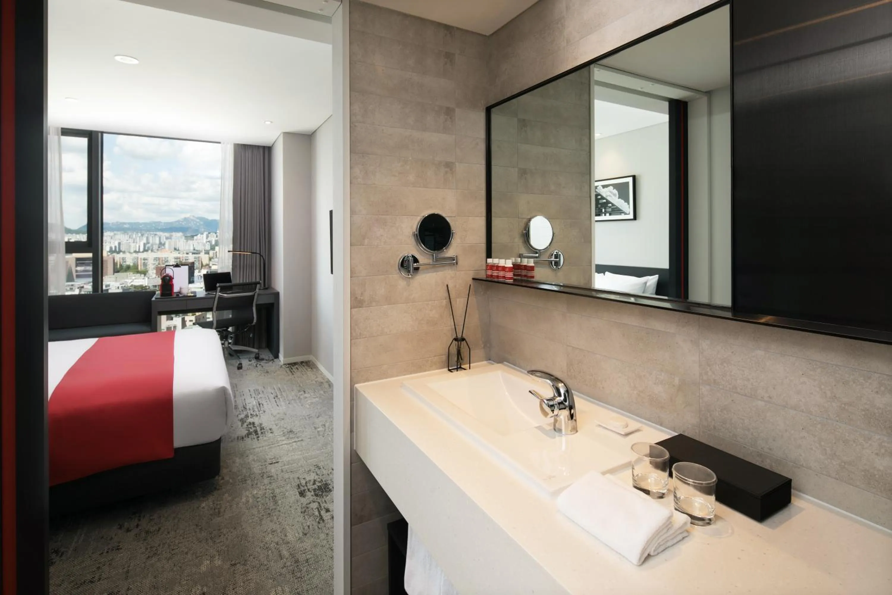 Bedroom, Bed in Aiden by Best Western Cheongdam