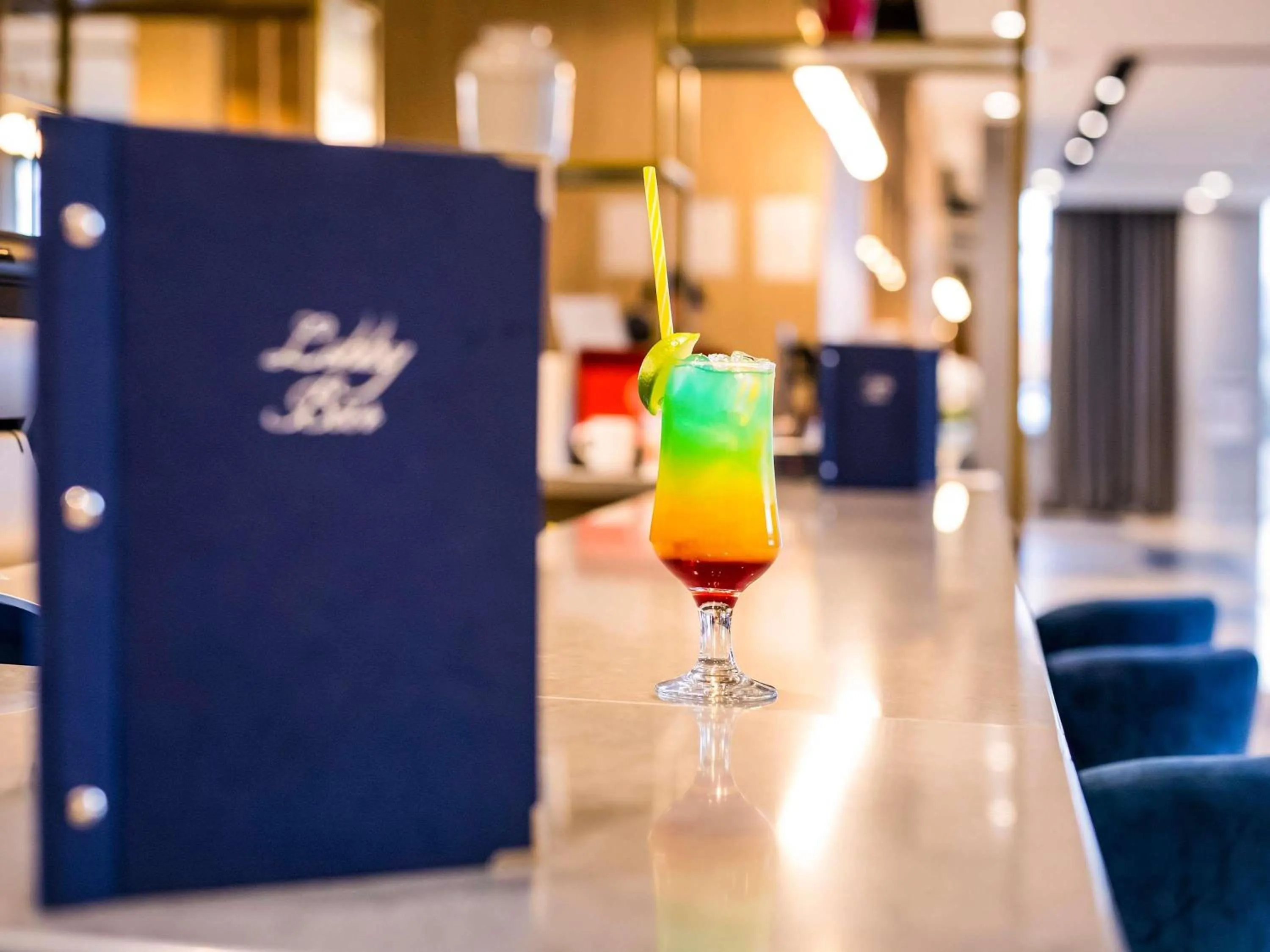 Lounge or bar in Mercure Sibiu Airport