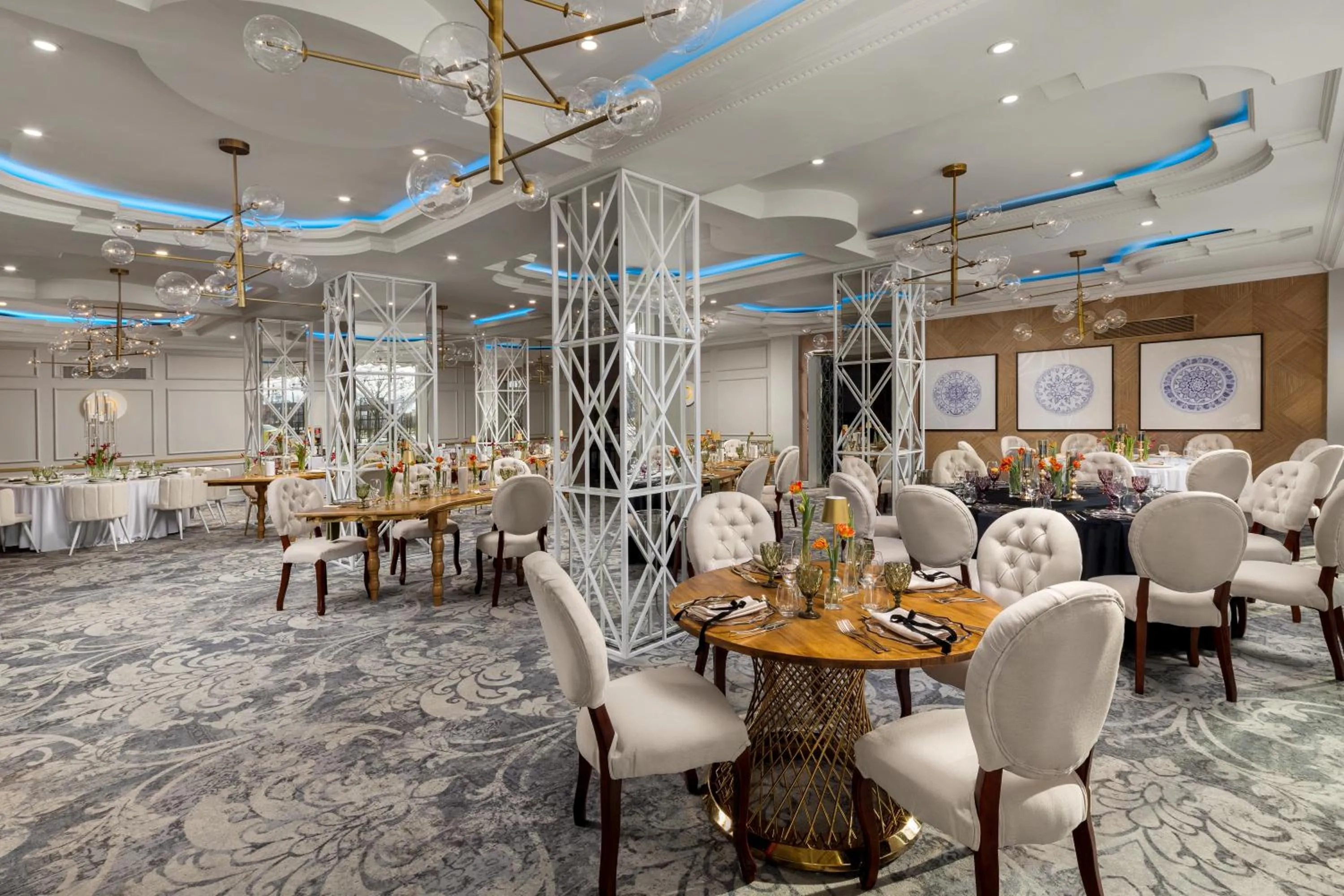 Restaurant/places to eat in Mercure Sibiu Airport