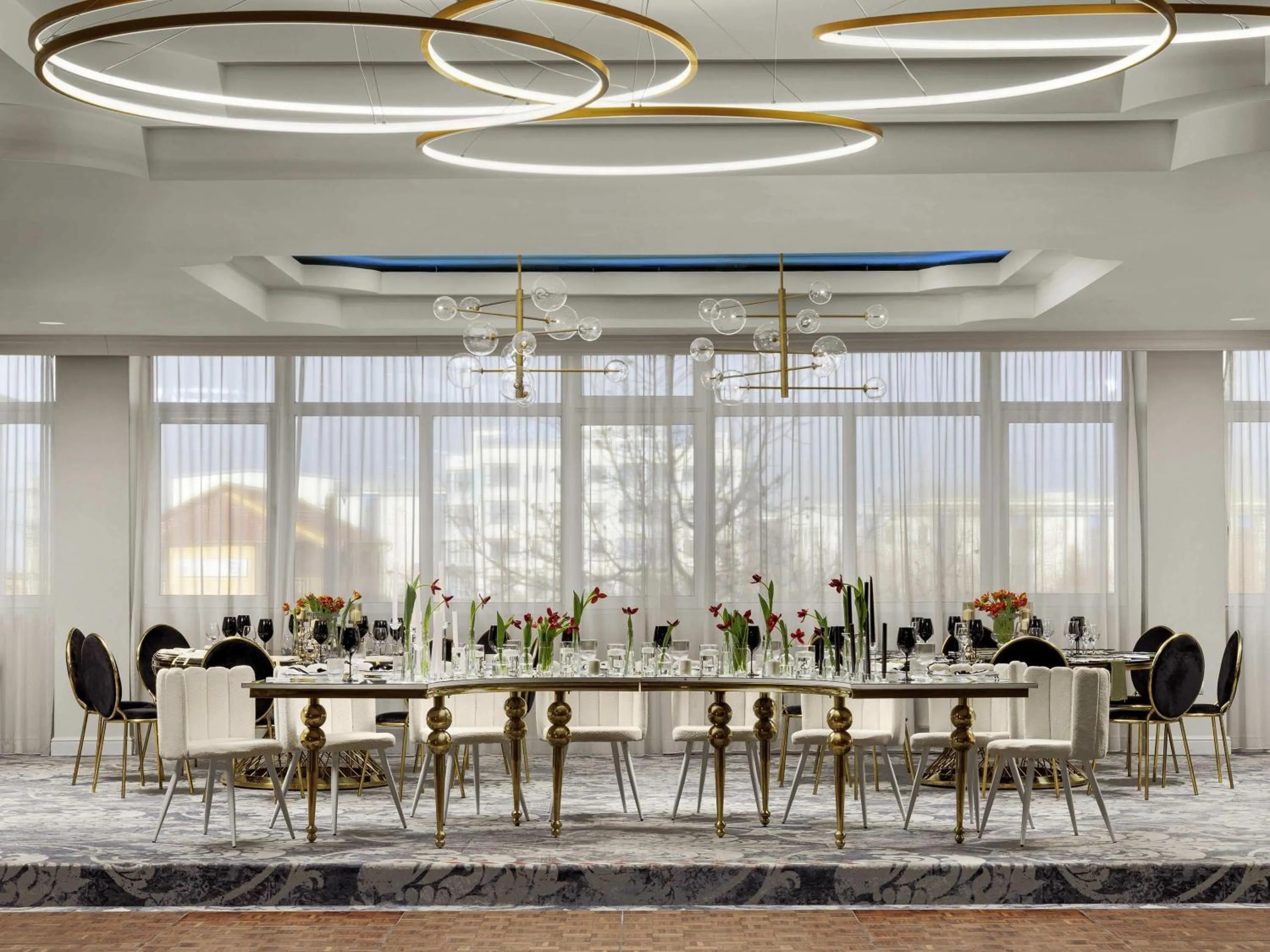 Restaurant/places to eat in Mercure Sibiu Airport