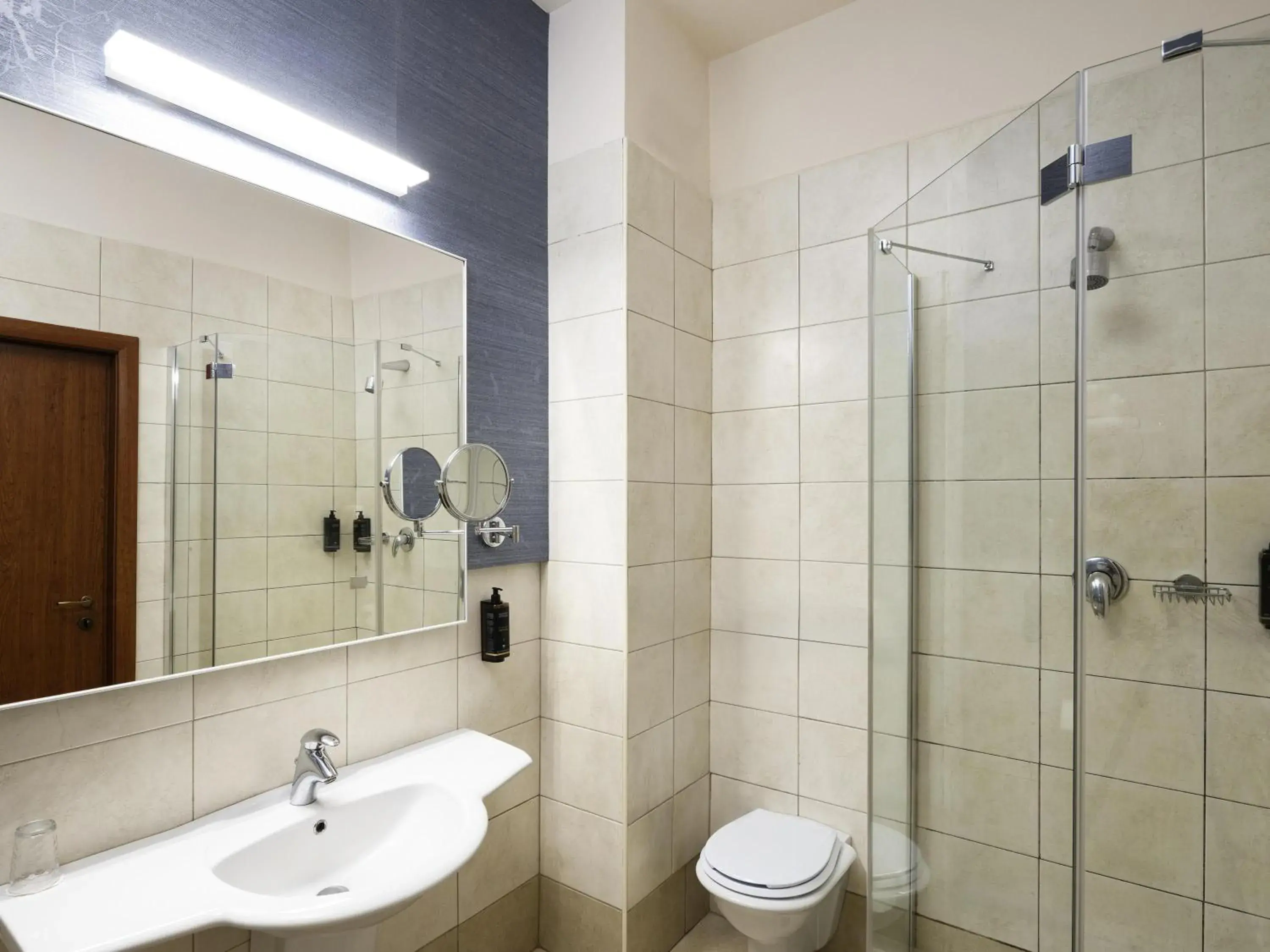 Bedroom in Mercure Sibiu Airport Bedroom in Mercure Sibiu Airport