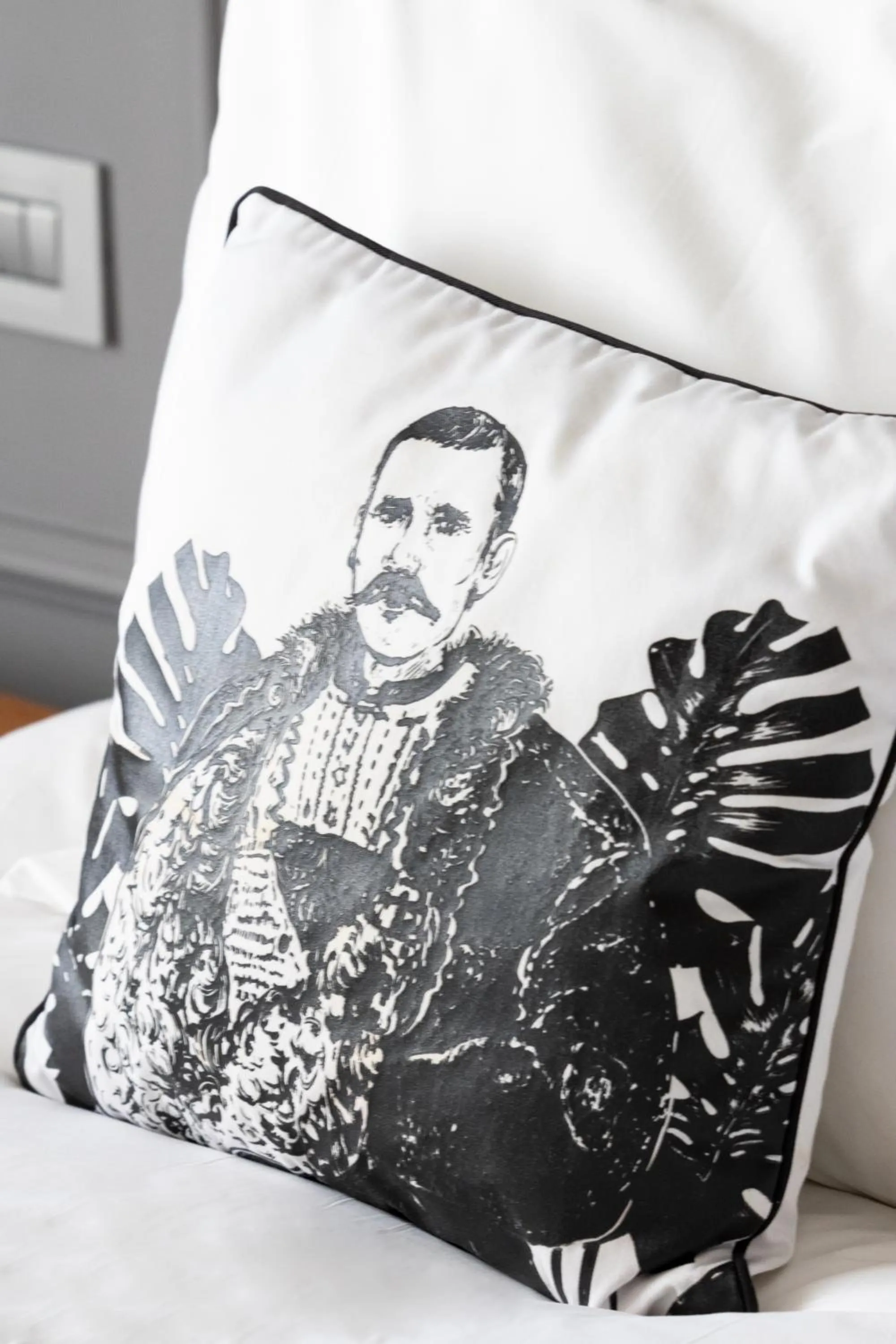 Decorative detail in Mercure Sibiu Airport