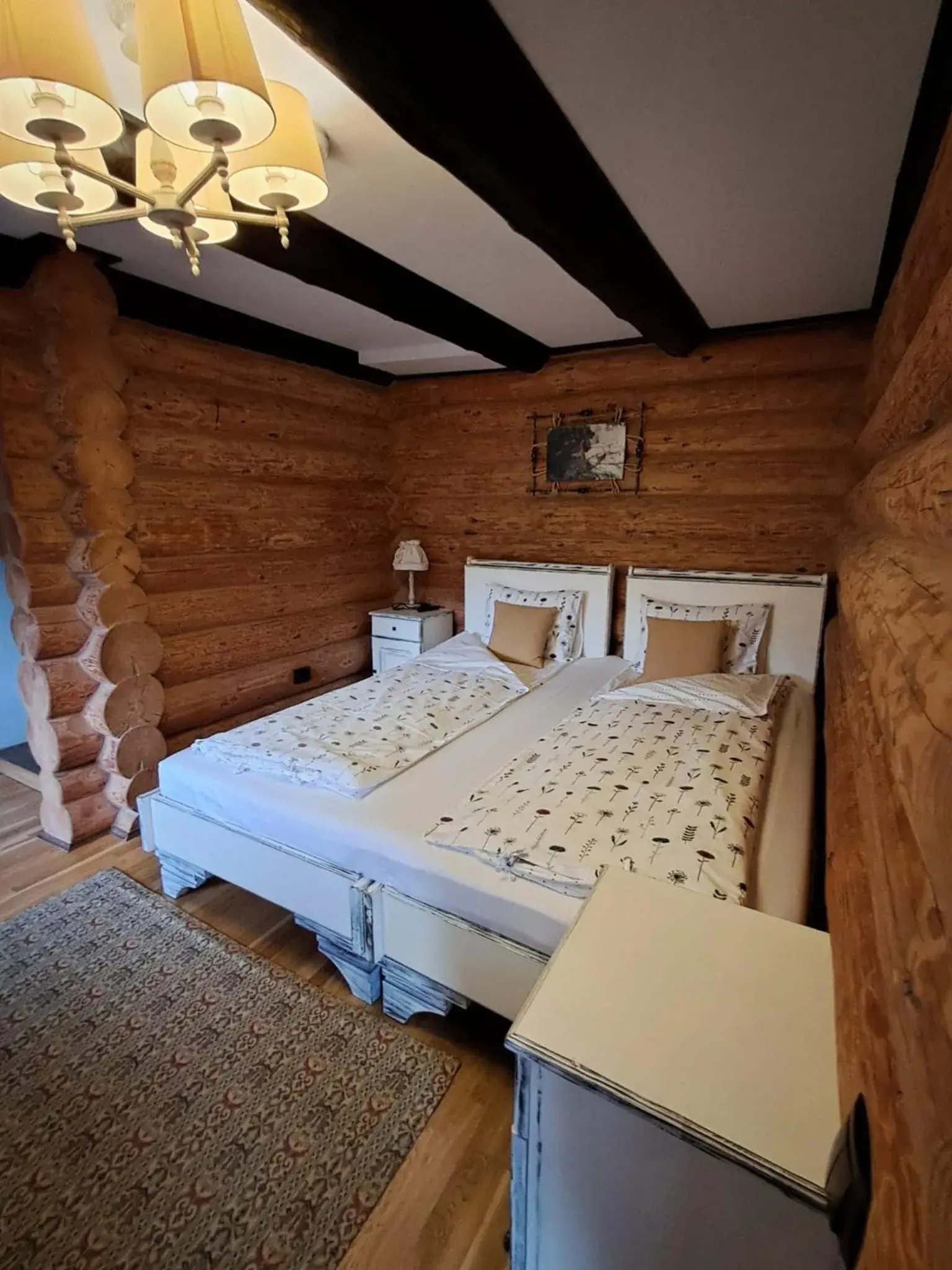 Double or Twin Room in Pensiunea Varvara de Bucovina Double or Twin Room in Pensiunea Varvara de Bucovina