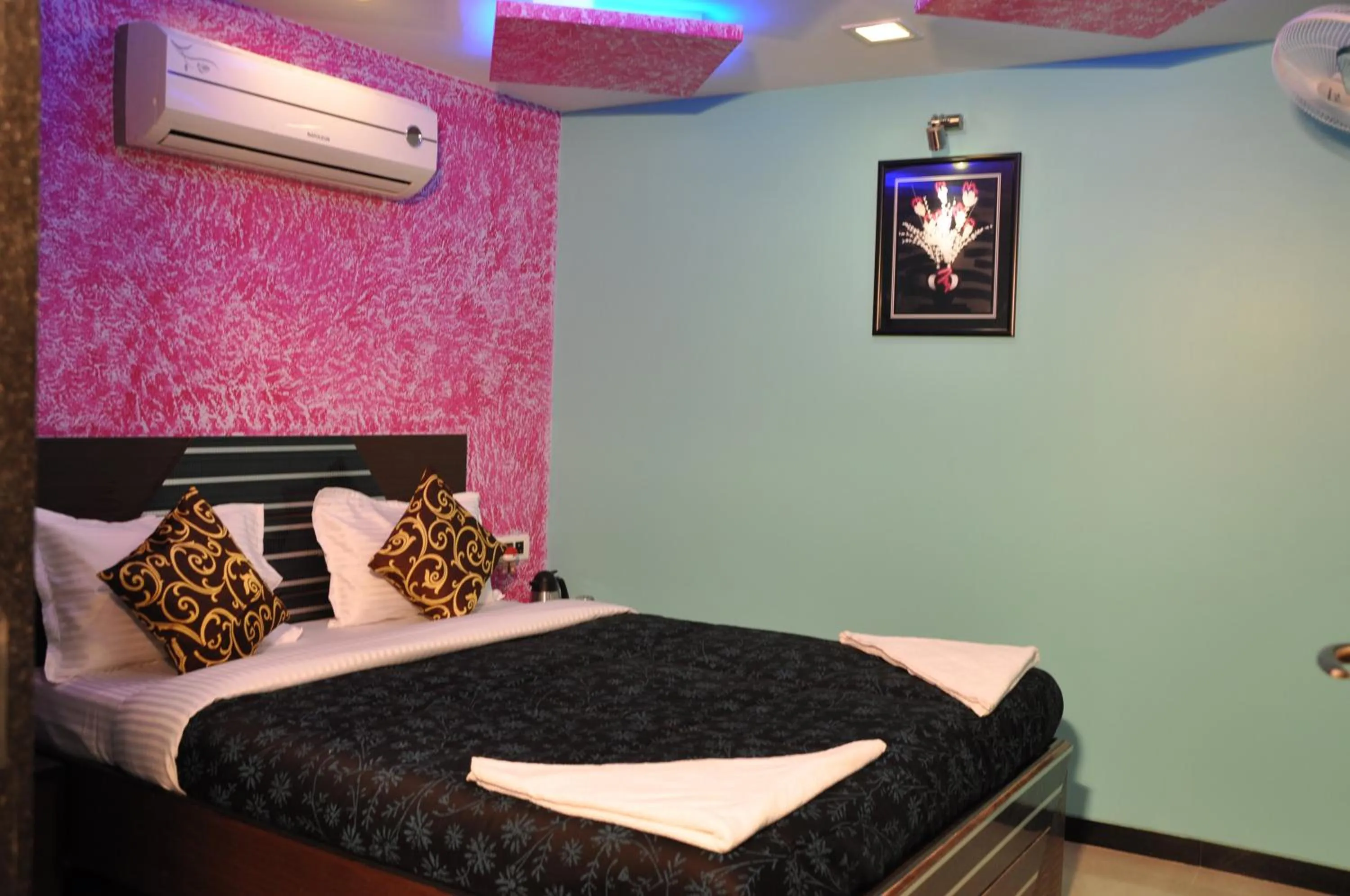 Other, Bed in Hotel Planet Plaza