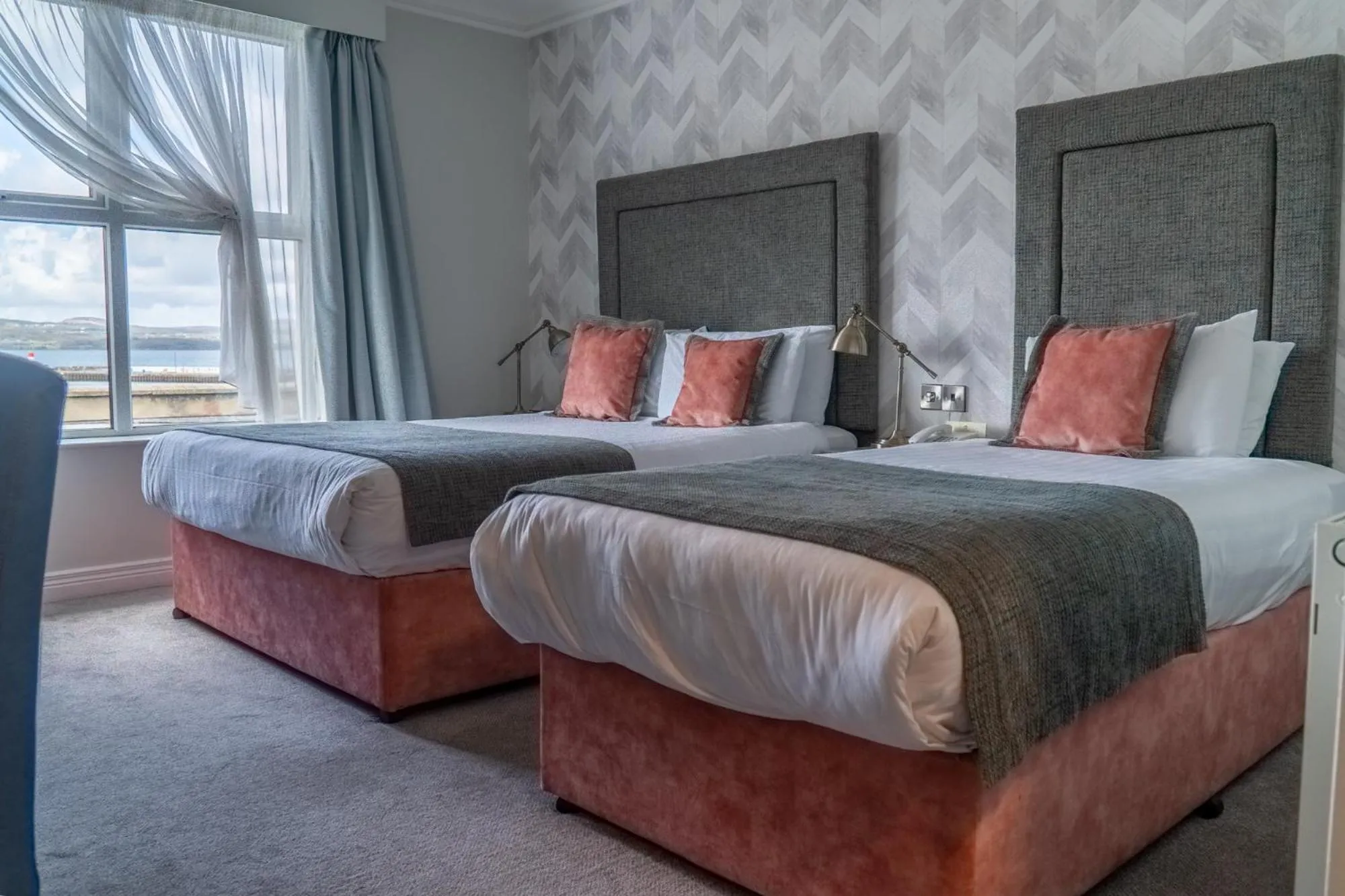 Bedroom, Bed in Inishowen Gateway Hotel