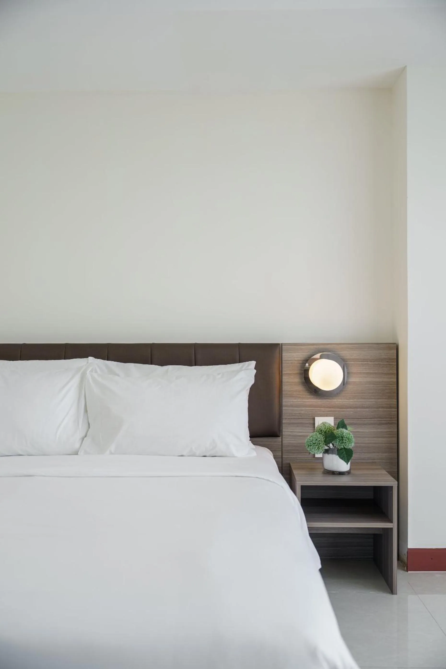 Bed in SureStay By Best Western Iconic Suvarnabhumi