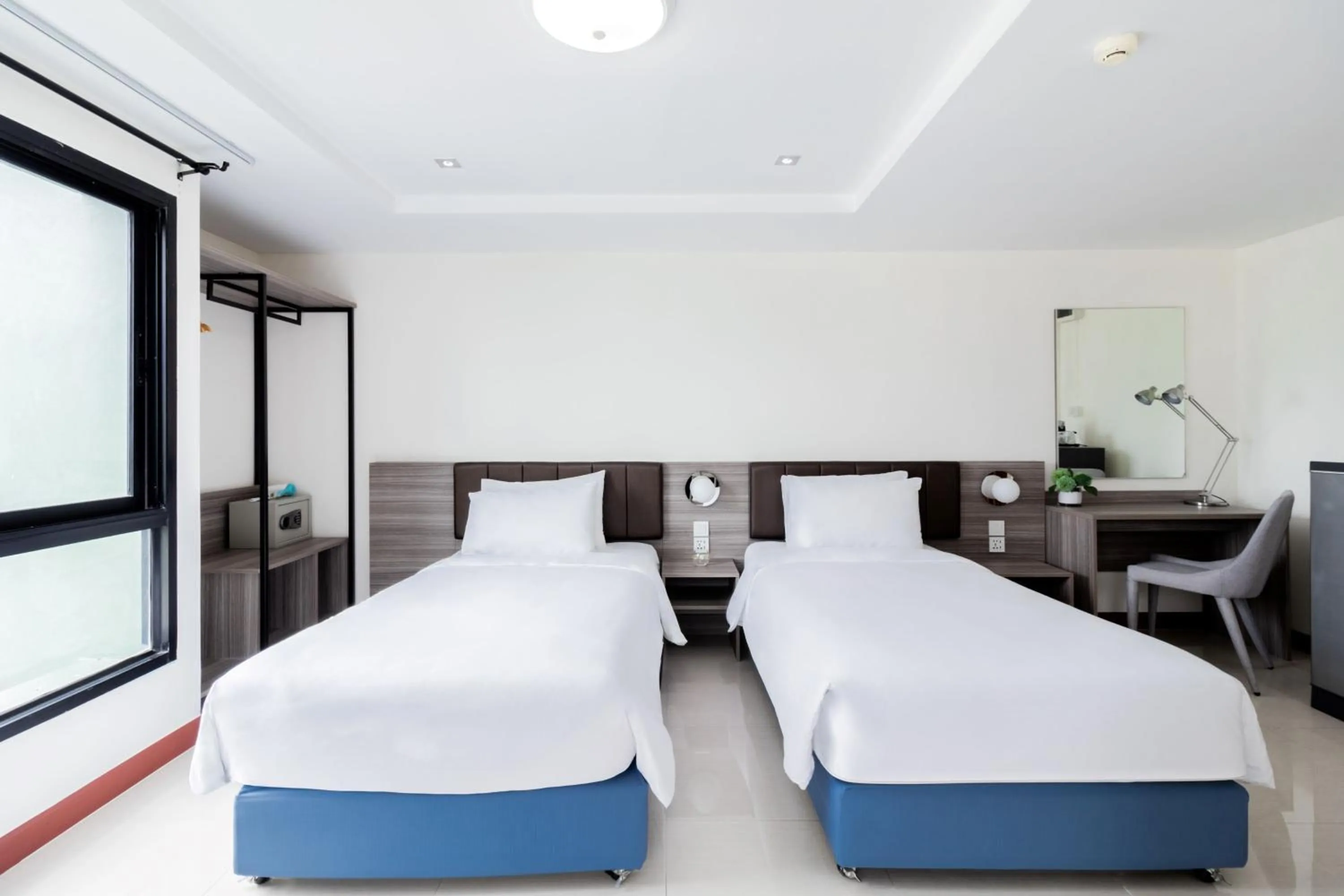 Bedroom, Bed in SureStay By Best Western Iconic Suvarnabhumi