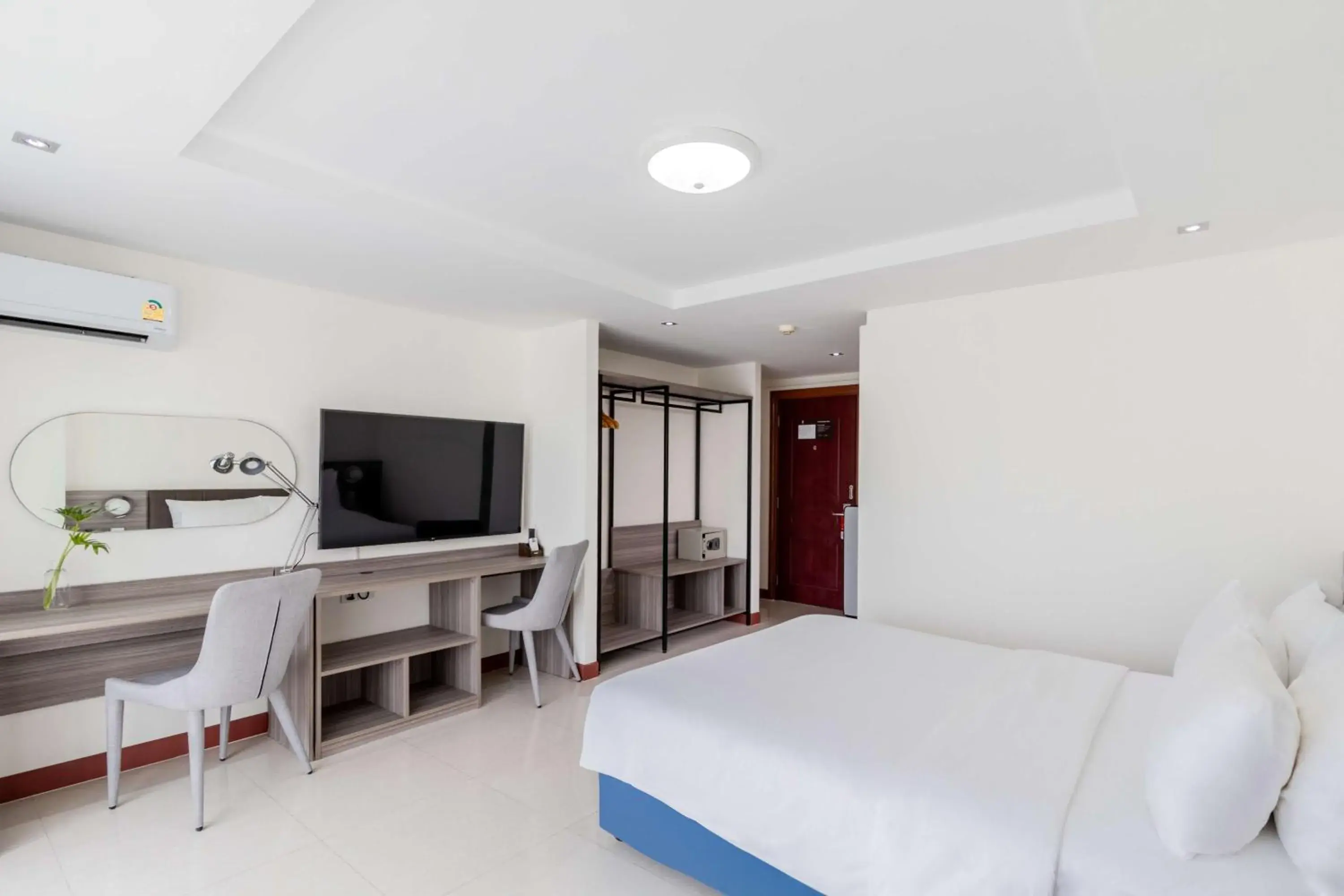 Bedroom, Bed in SureStay By Best Western Iconic Suvarnabhumi Bedroom, Bed in SureStay By Best Western Iconic Suvarnabhumi