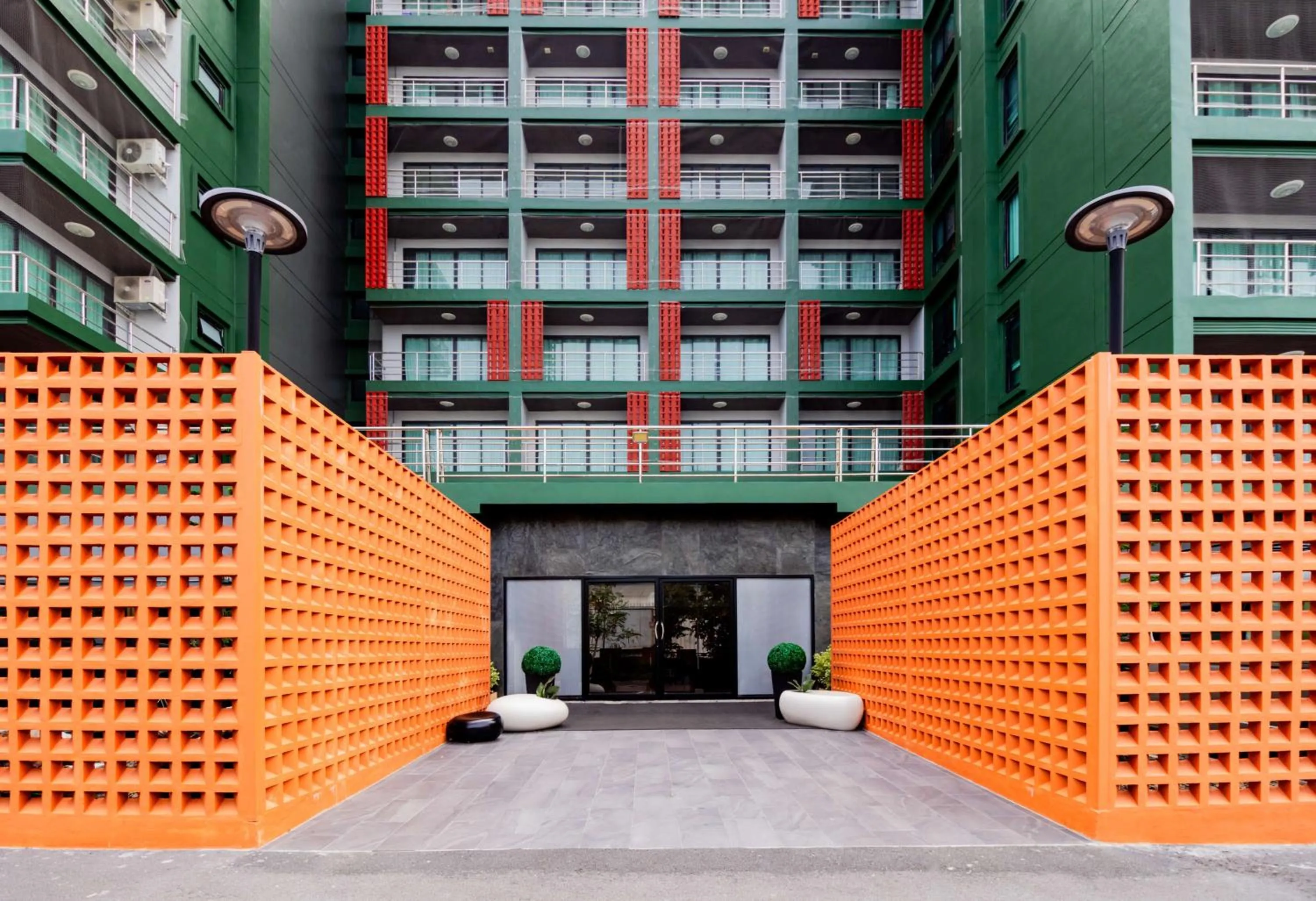 Property building in SureStay By Best Western Iconic Suvarnabhumi