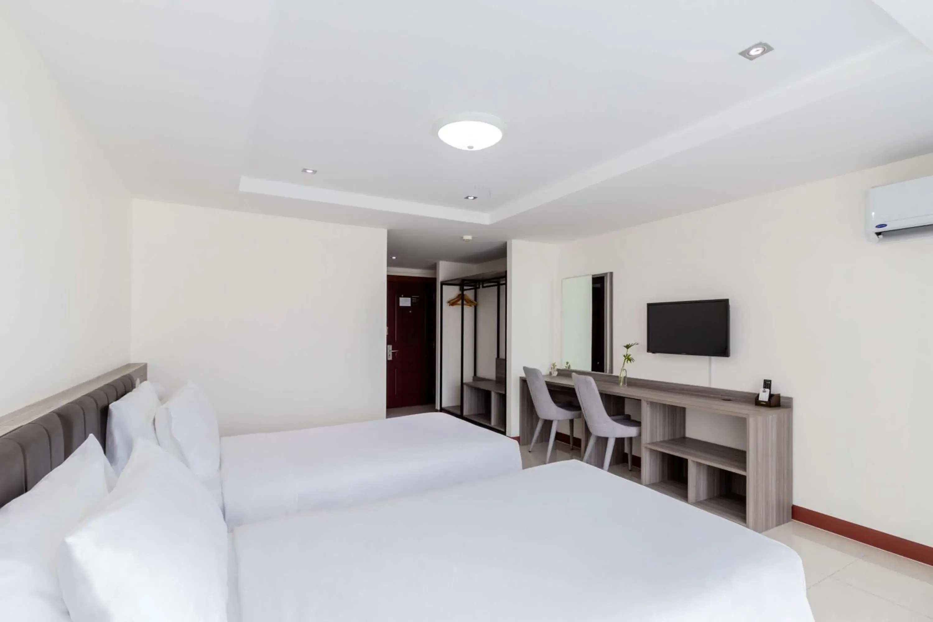 Bedroom, Bed in SureStay By Best Western Iconic Suvarnabhumi Bedroom, Bed in SureStay By Best Western Iconic Suvarnabhumi