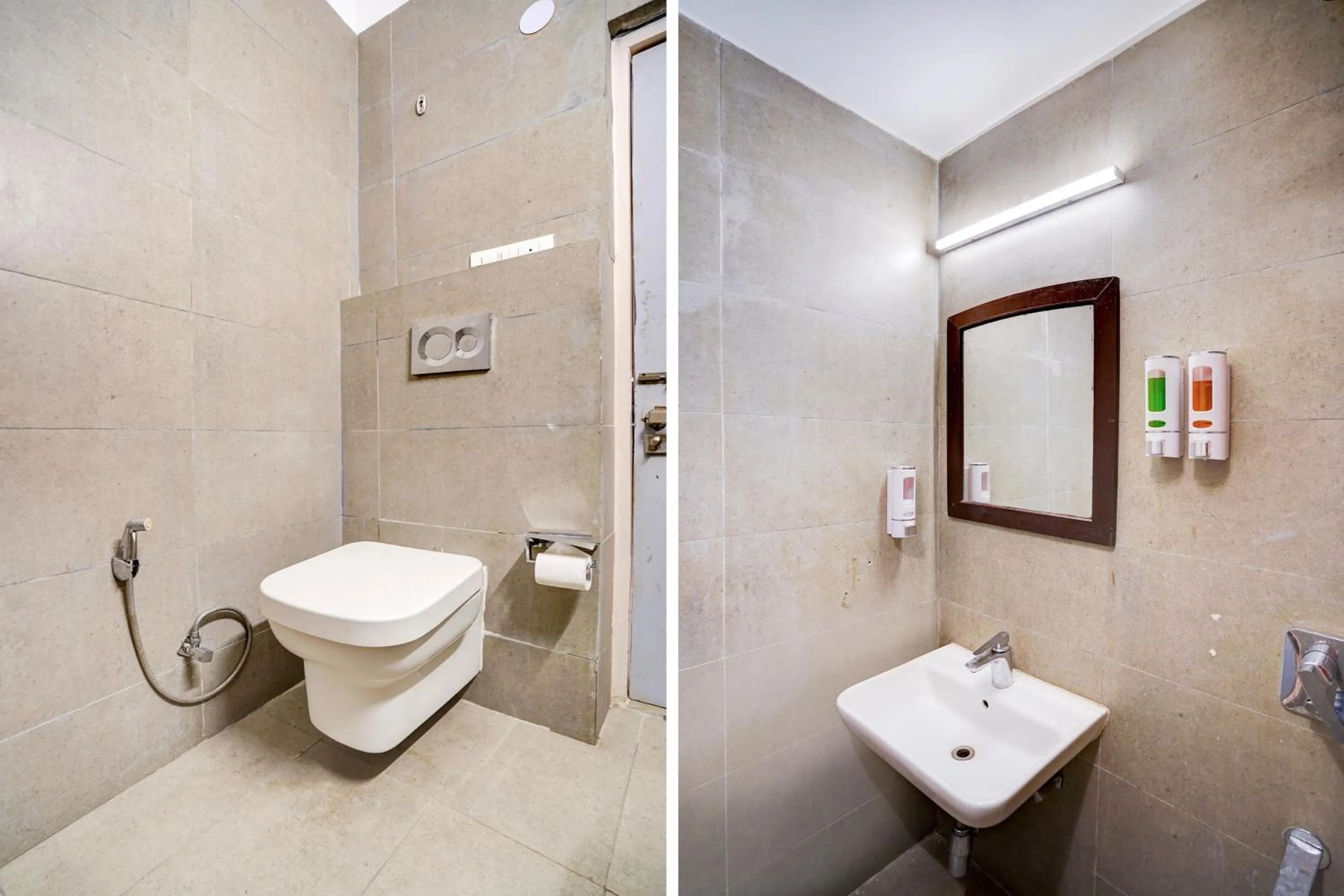 Bathroom in Townhouse Jageer Palace Near Mayapuri Chowk