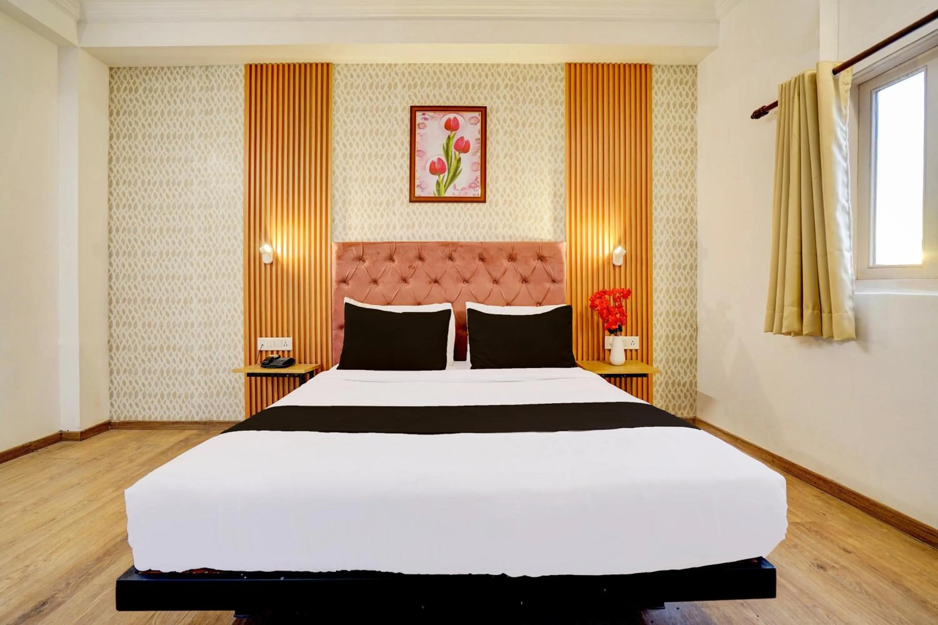 Bedroom, Bed in Townhouse Jageer Palace Near Mayapuri Chowk