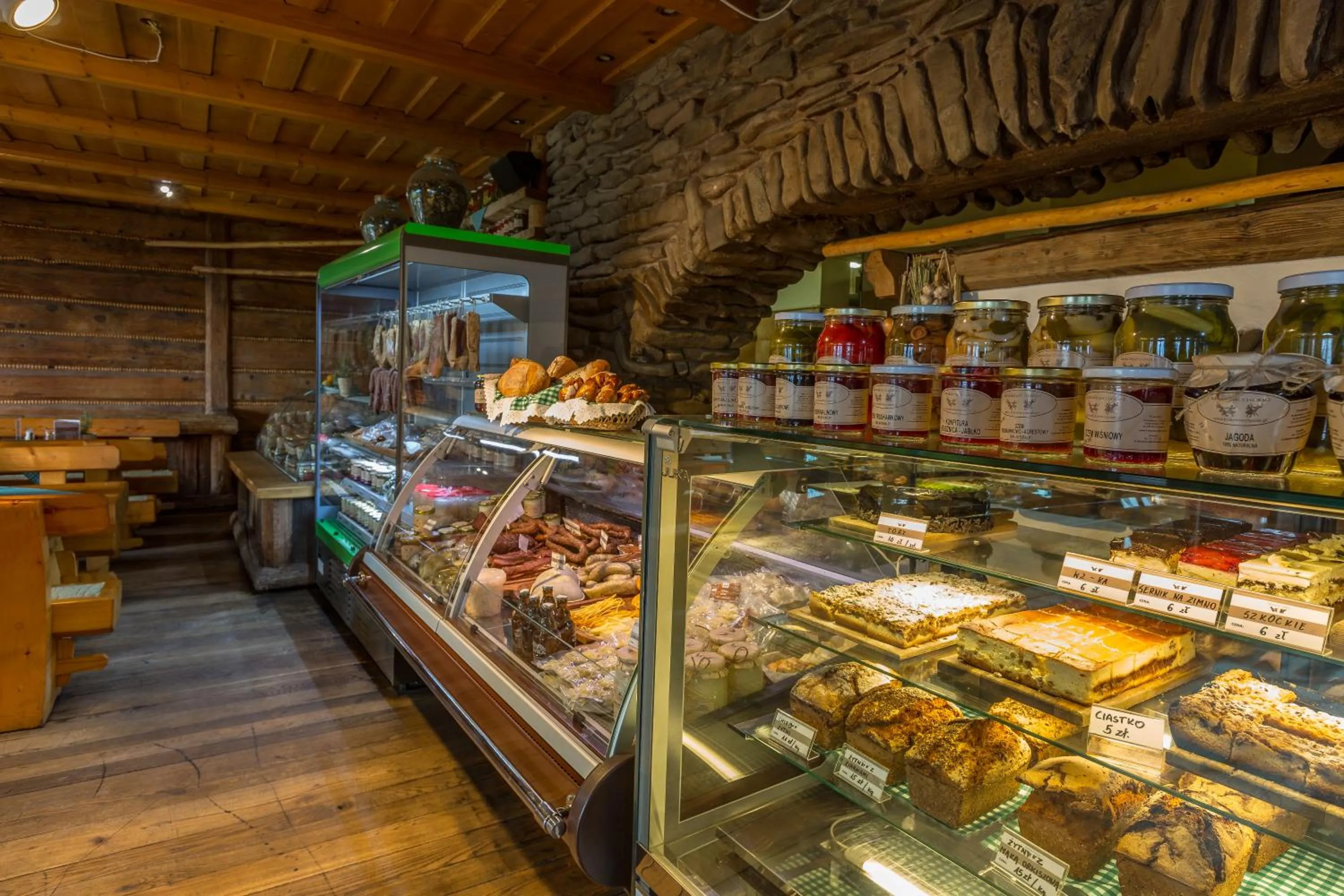 Food and drinks in Krakowiacy i Górale