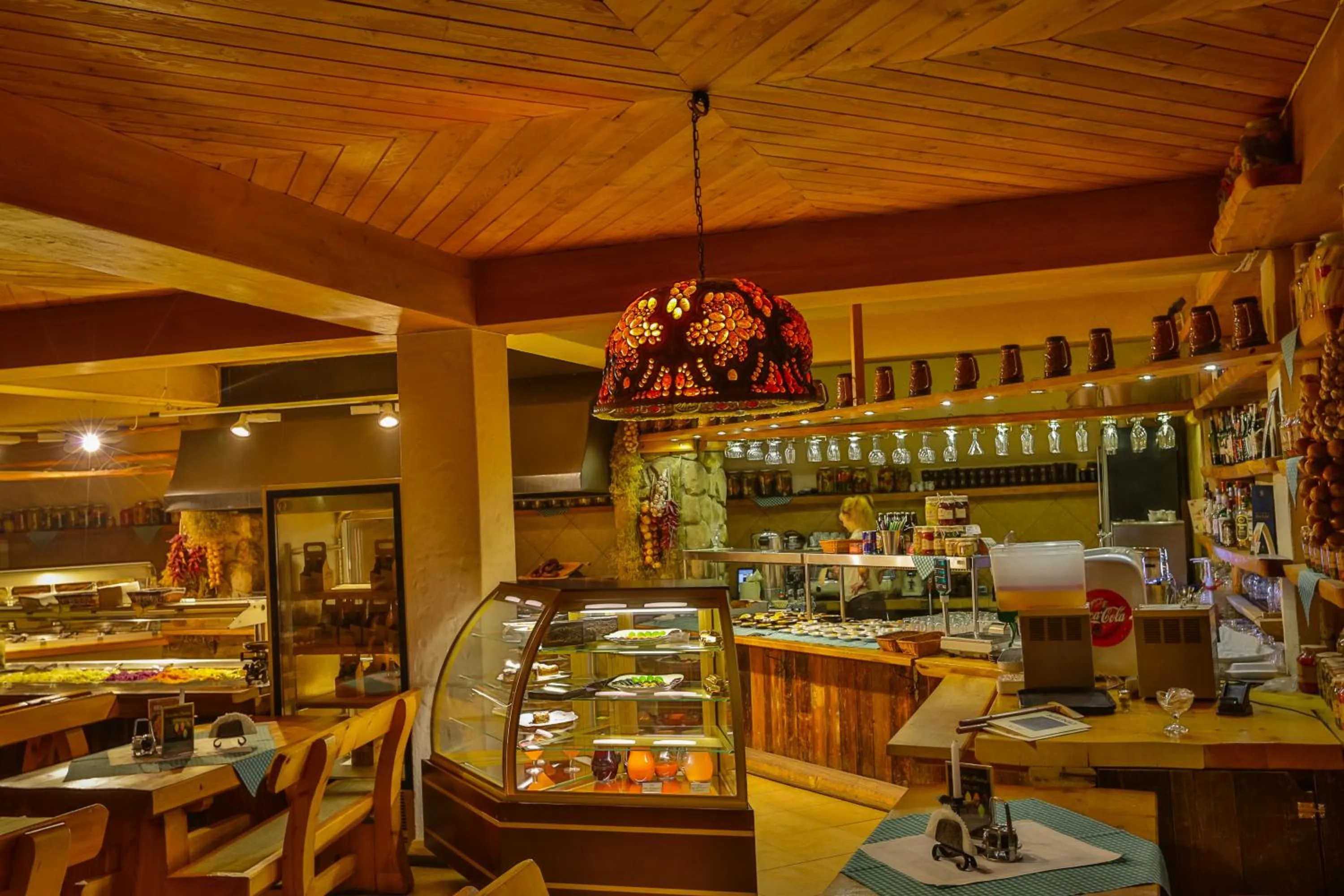 Restaurant/places to eat in Krakowiacy i Górale