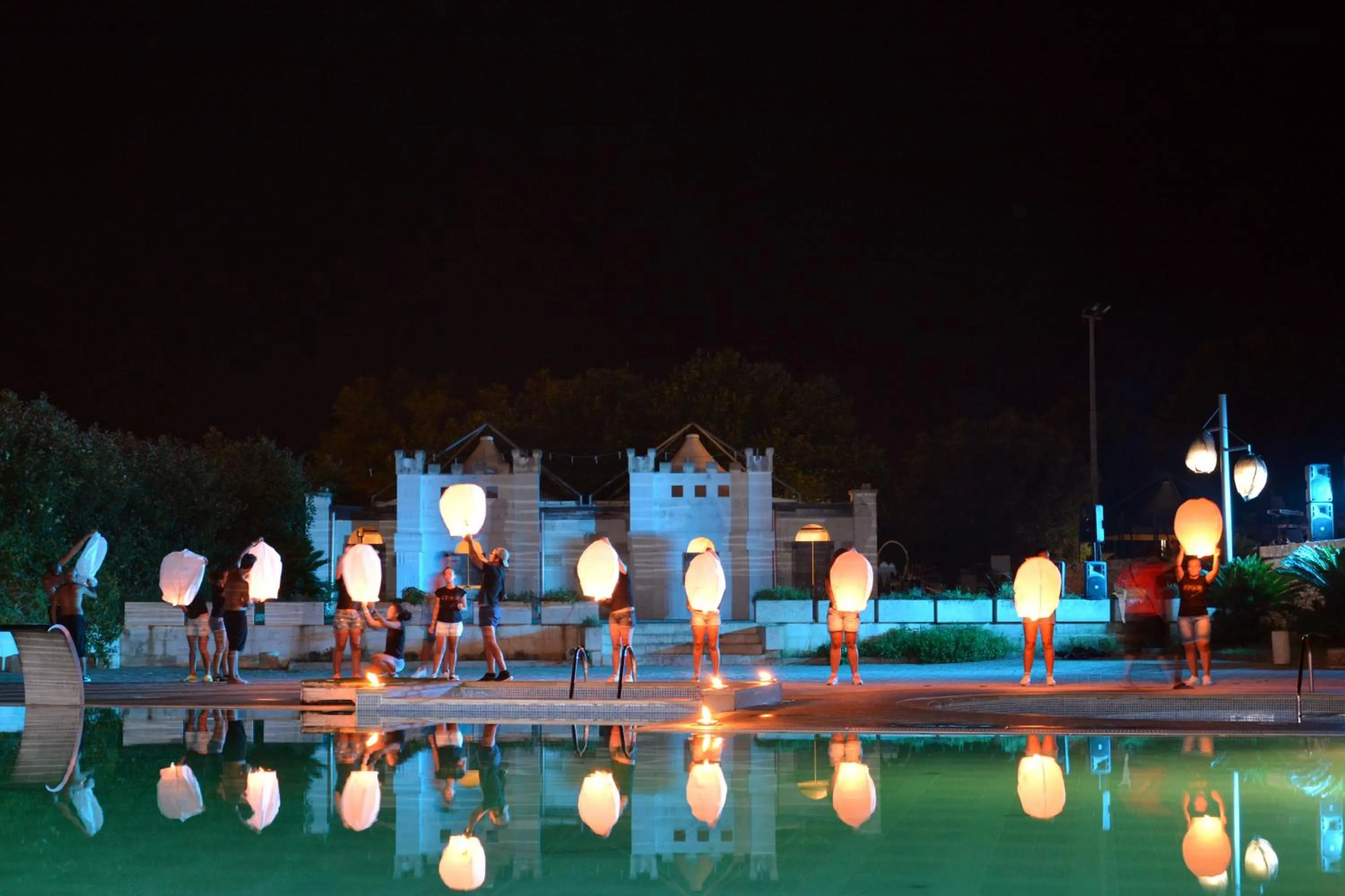 Evening entertainment in Hotel Thàlas Club