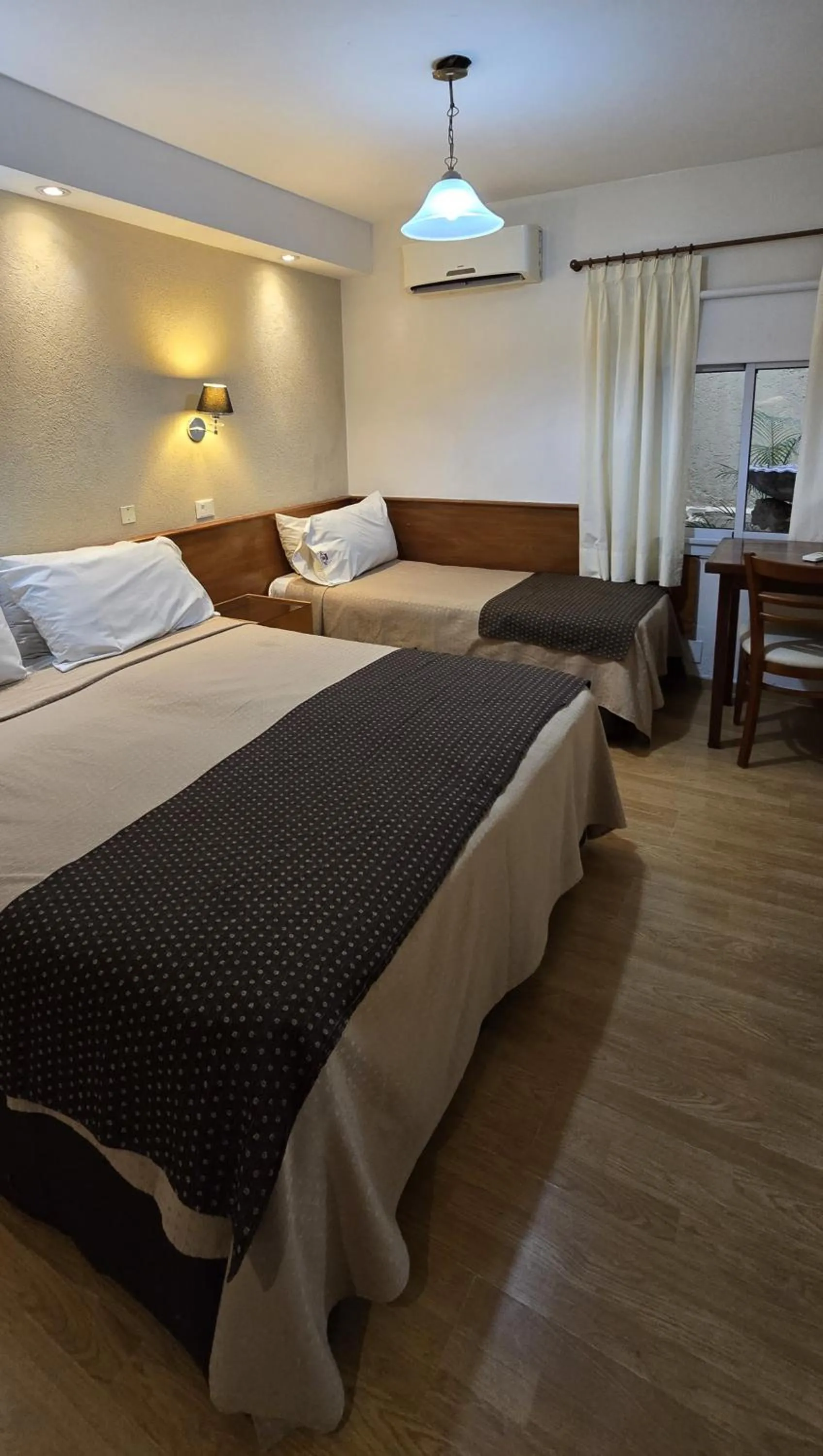 Hotel Viena