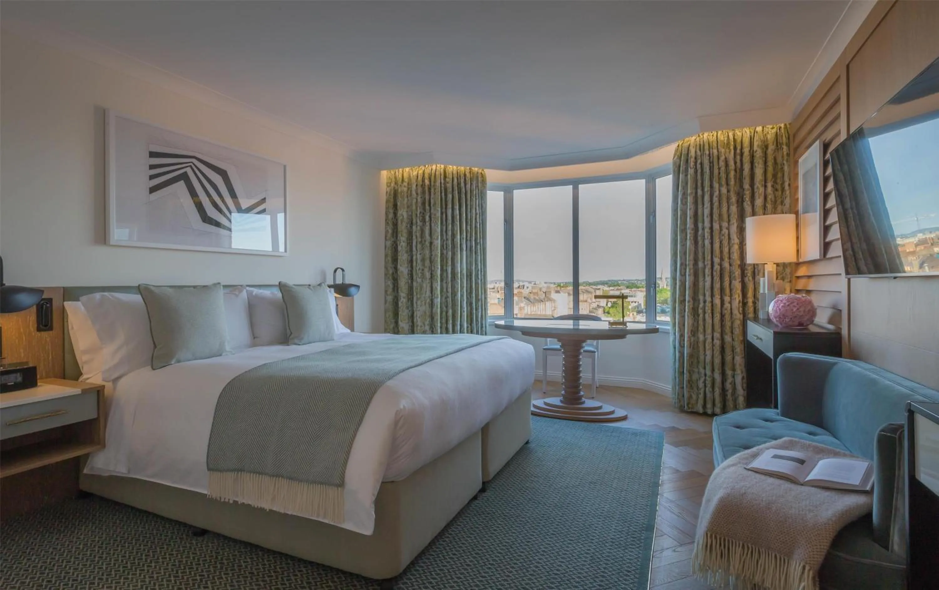 Living room, Bed in Conrad Dublin