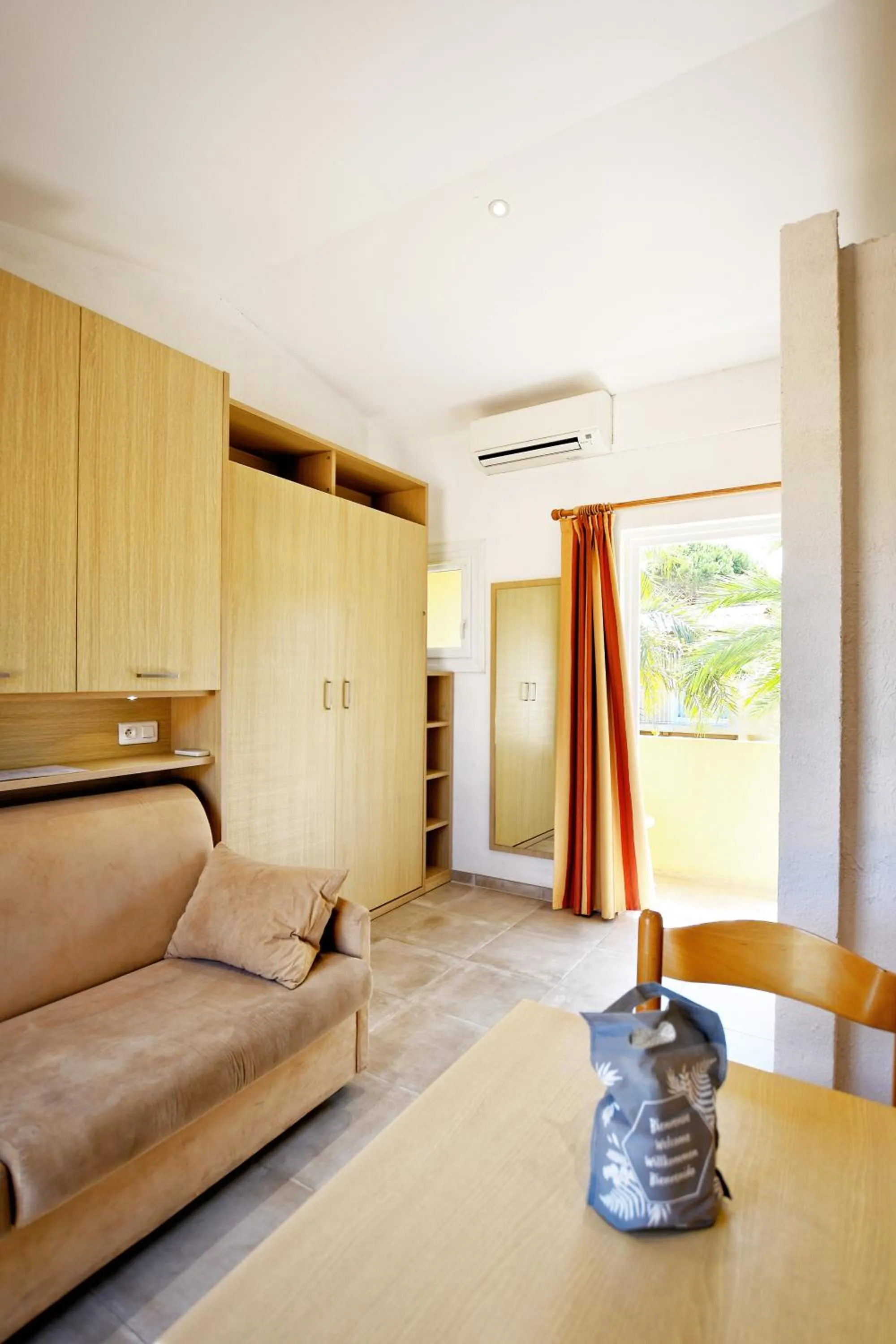 Photo of the whole room in Résidence Les Castors