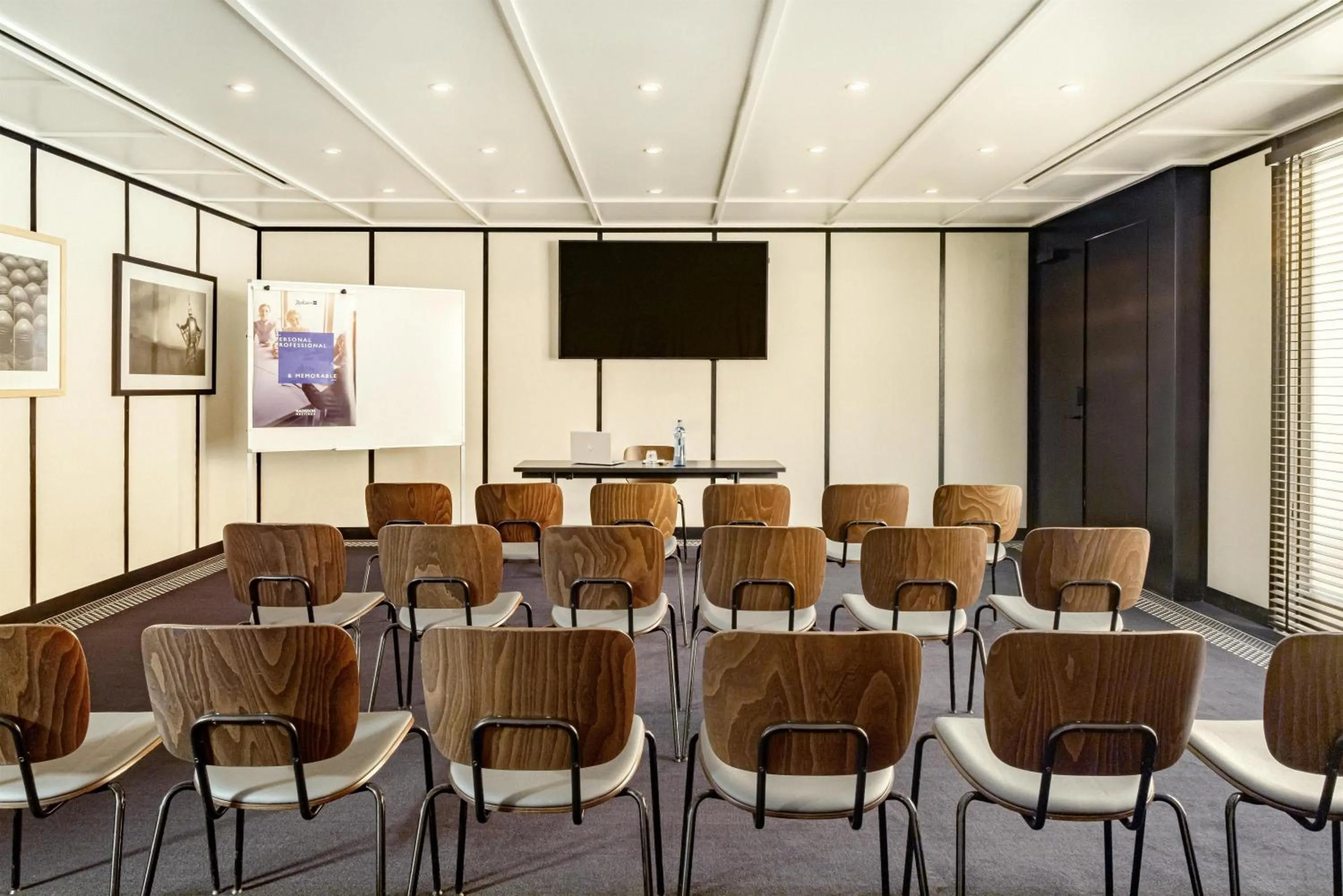 Meeting/conference room in Radisson Blu 1882 Hotel, Barcelona Sagrada Familia