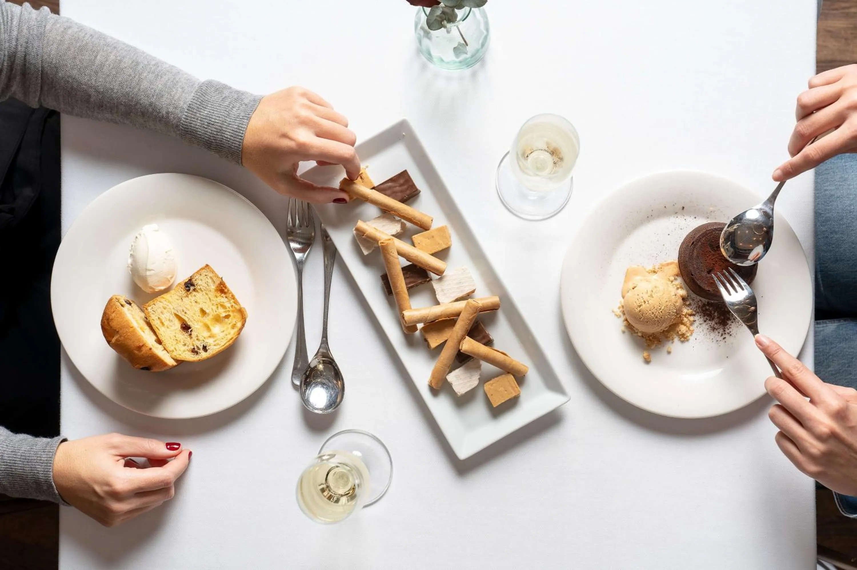 Restaurant/places to eat in Radisson Blu 1882 Hotel, Barcelona Sagrada Familia