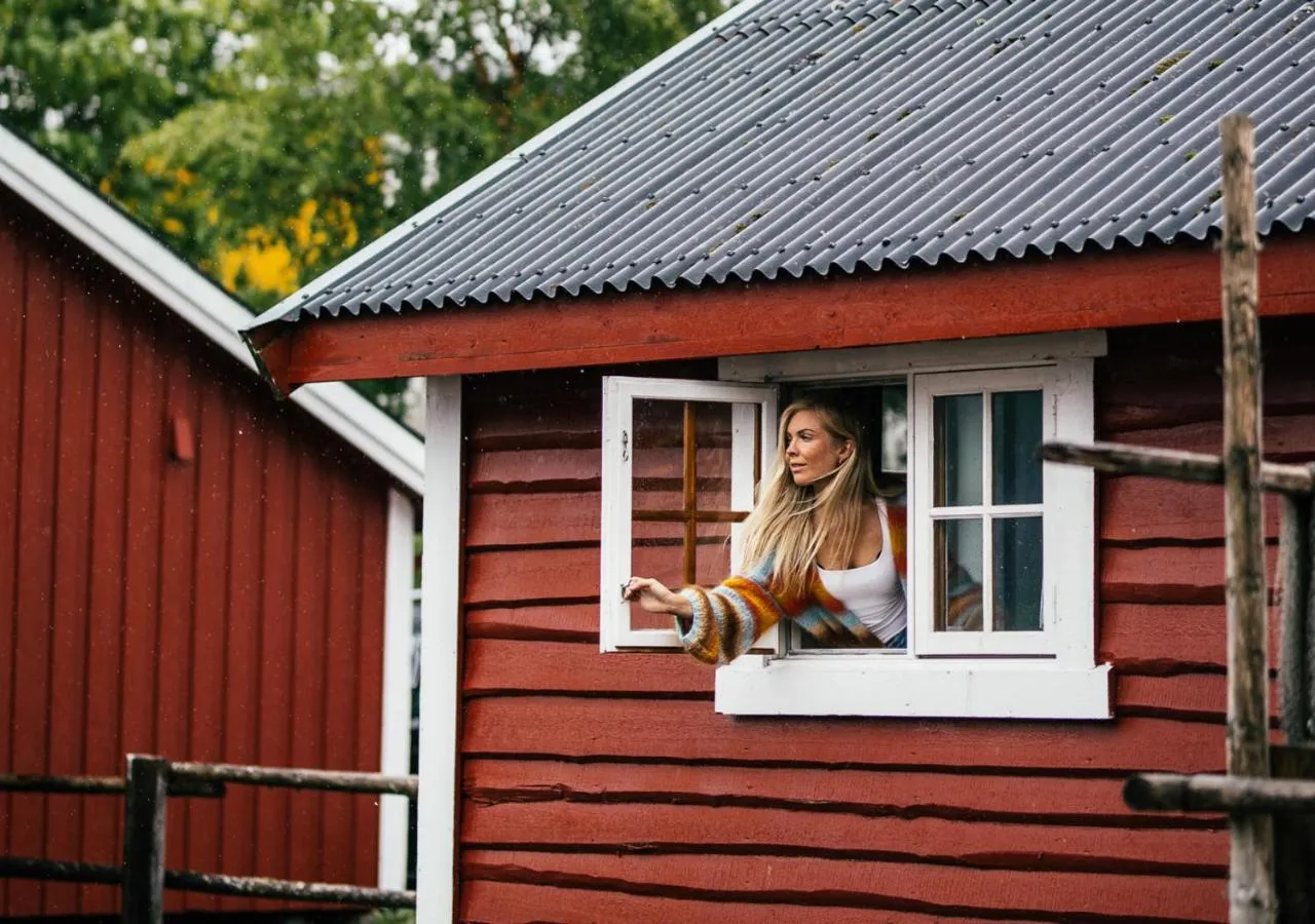 People in Svinøya Rorbuer
