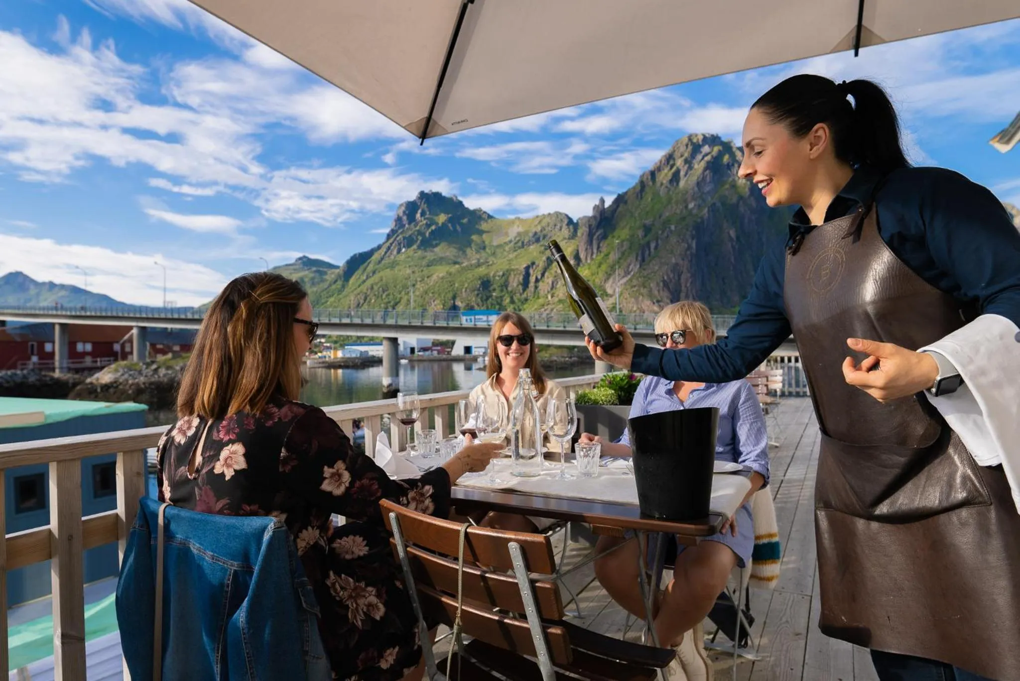 Restaurant/places to eat in Svinøya Rorbuer