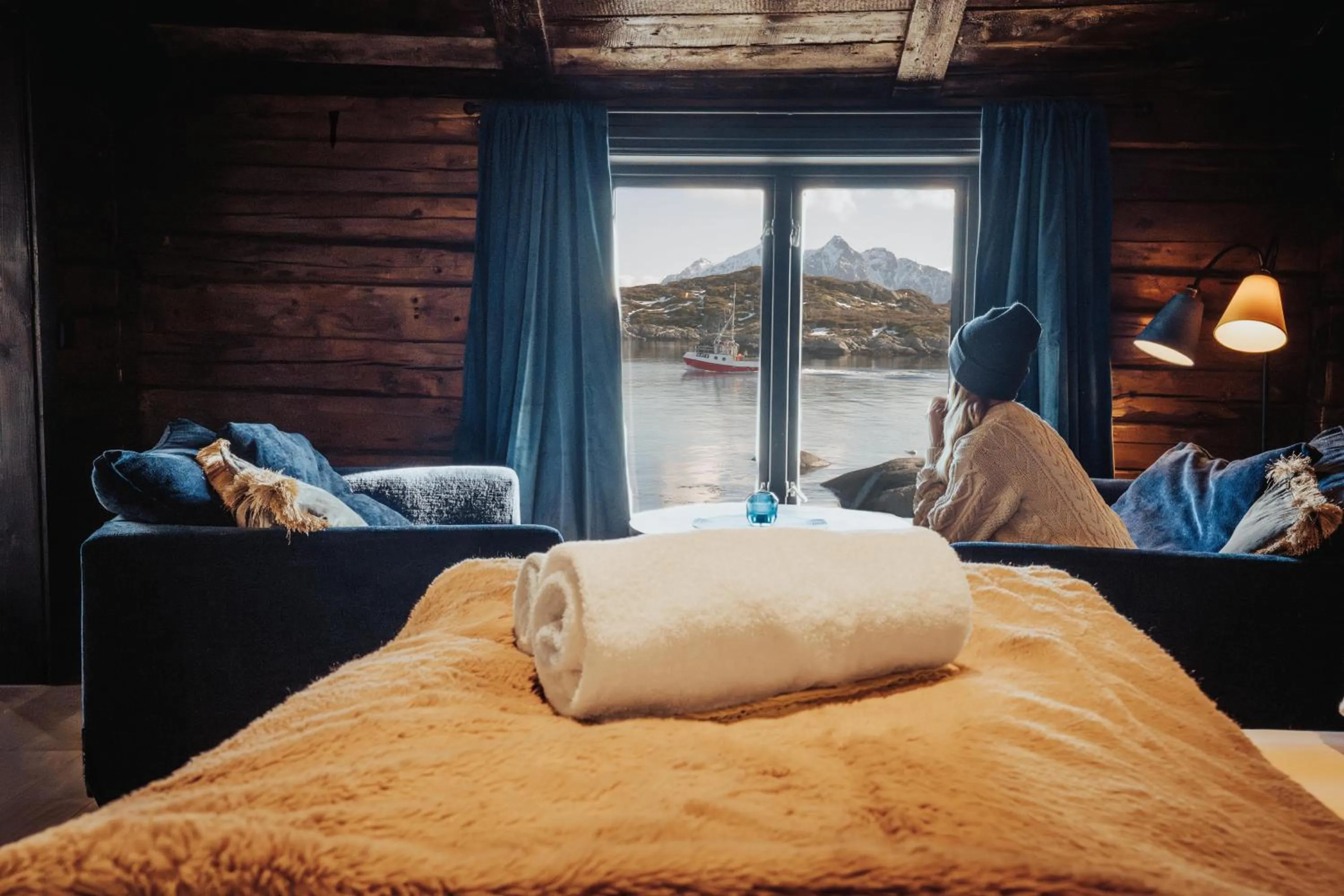 Bed in Svinøya Rorbuer