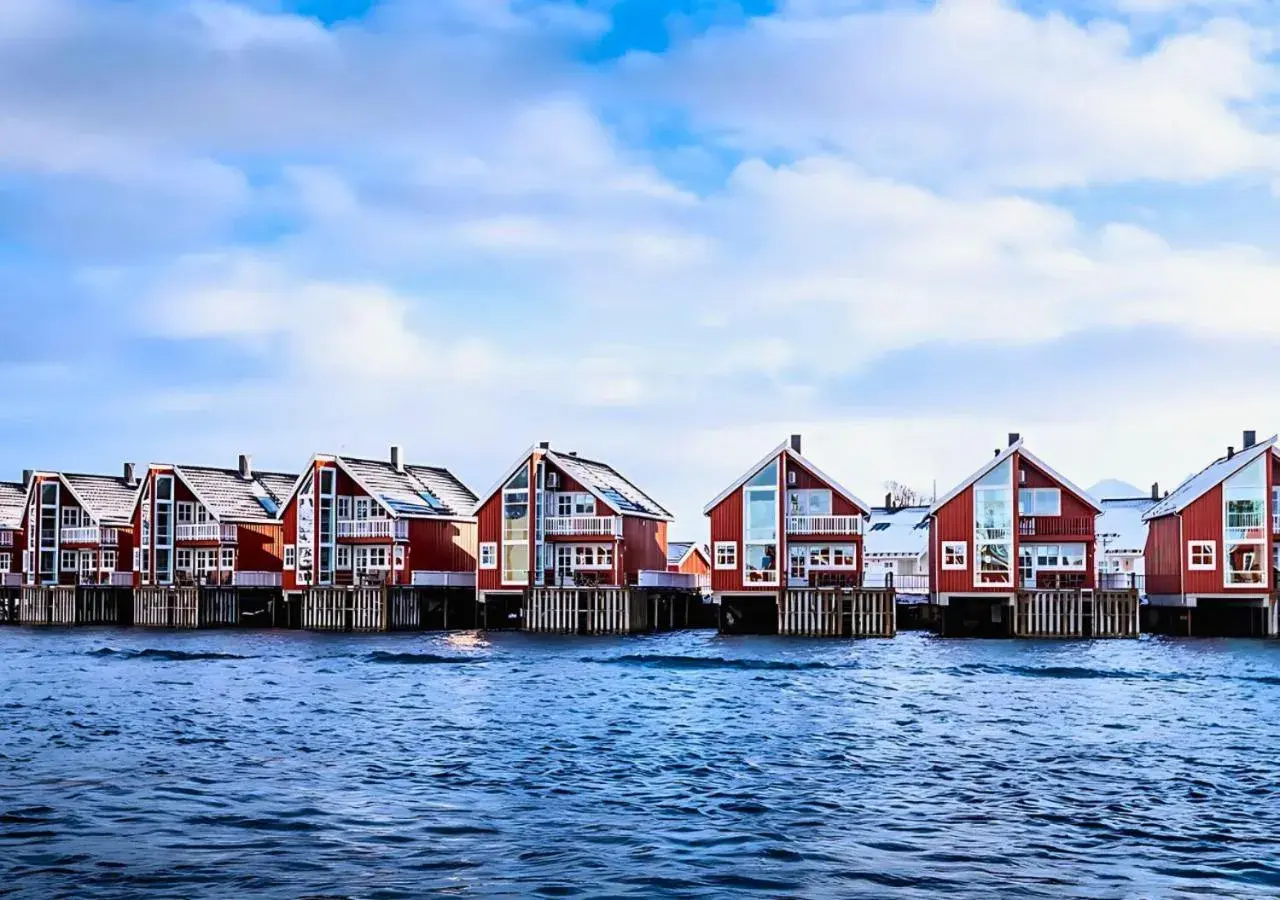 Property building in Svinøya Rorbuer Property building in Svinøya Rorbuer