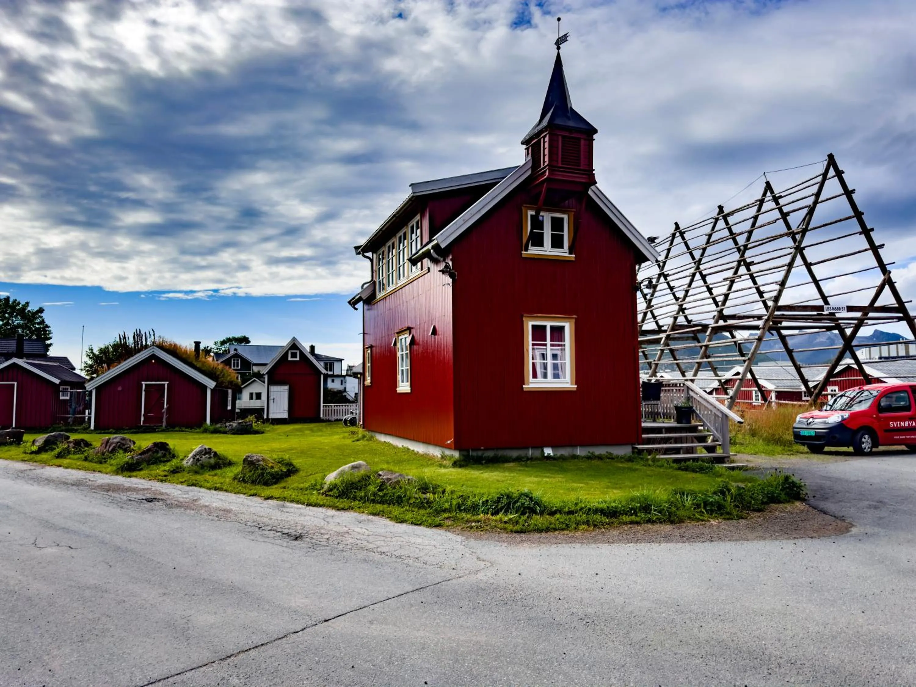 Facade/entrance in Svinøya Rorbuer