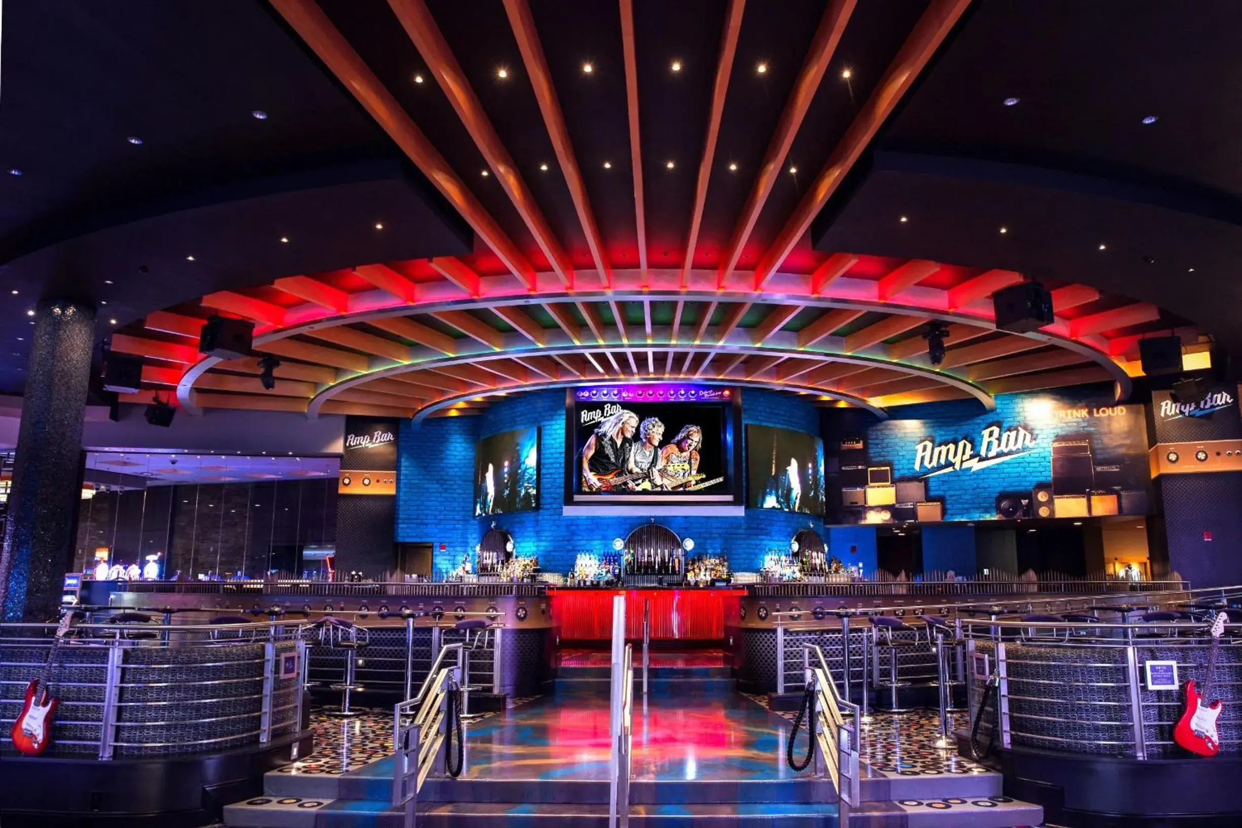 Lounge or bar in Hard Rock Hotel & Casino Tulsa Lounge or bar in Hard Rock Hotel & Casino Tulsa