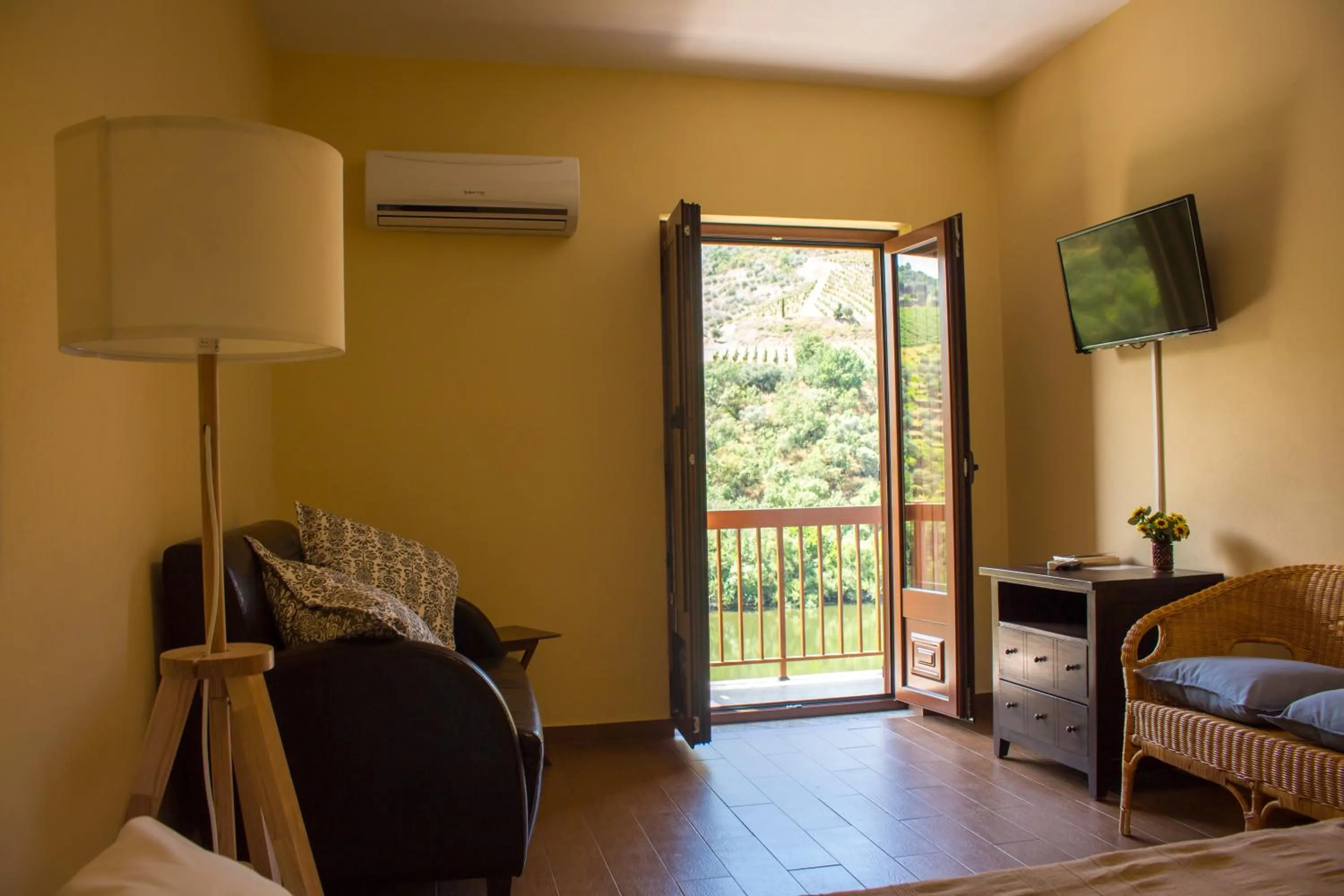 TV and multimedia, Bed in Hotel Casa do Tua