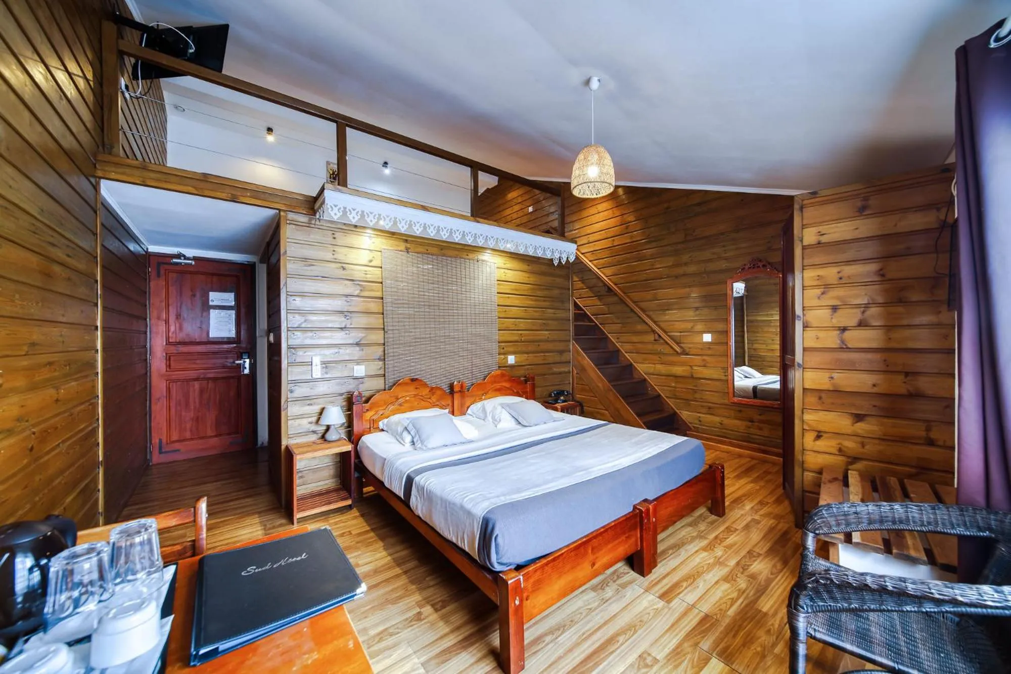 Bedroom, Bed in Sud Hôtel