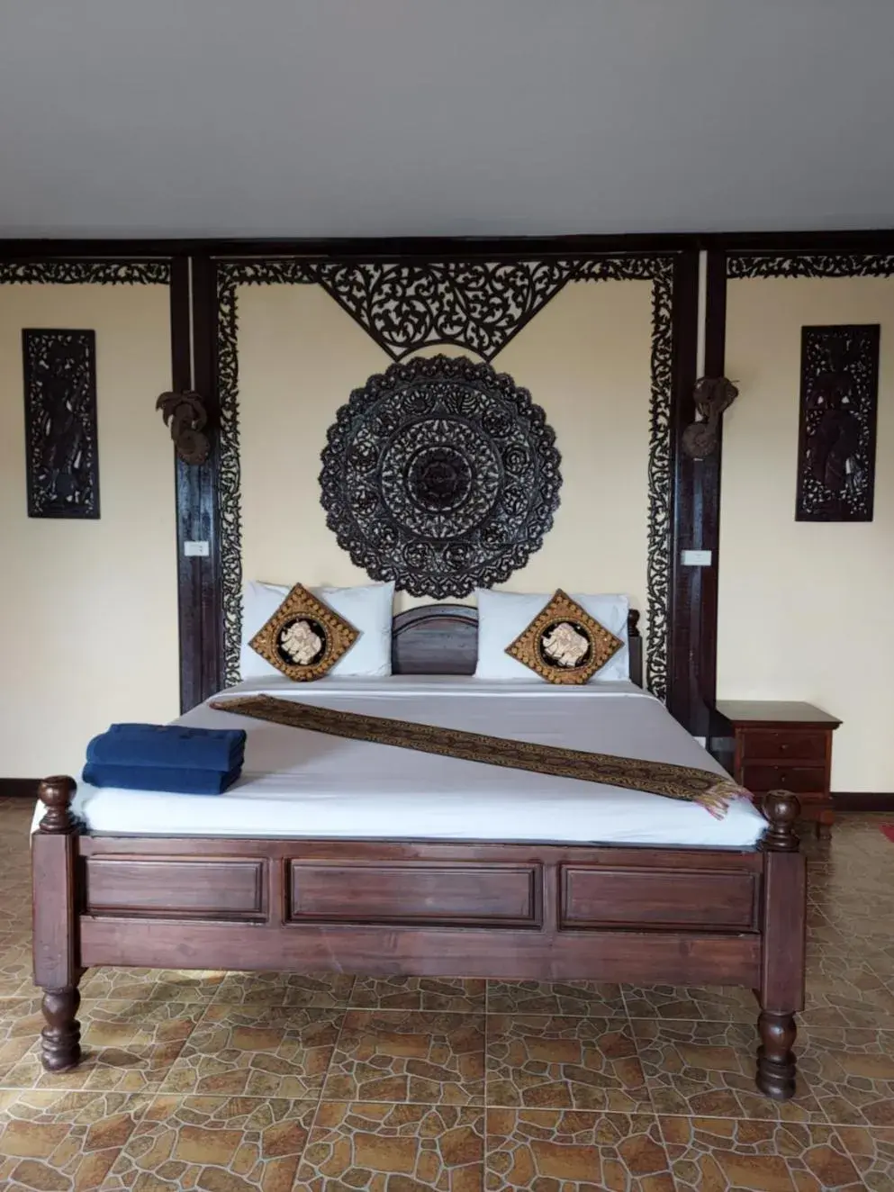 Bed in Paradise Pearl Bungalows Bed in Paradise Pearl Bungalows