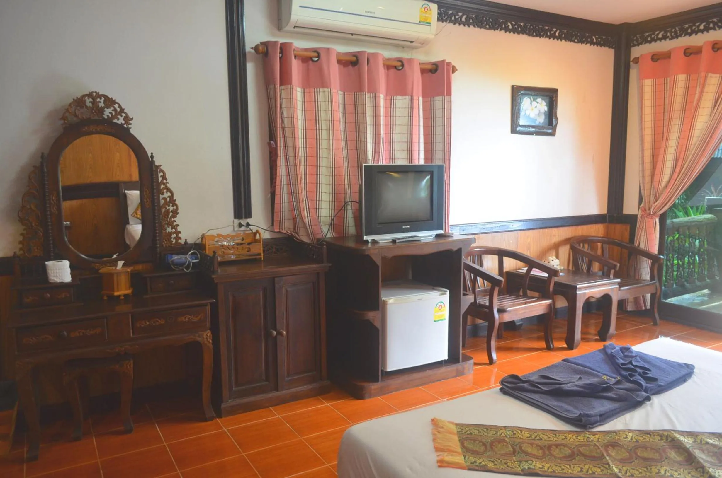 Bed in Paradise Pearl Bungalows