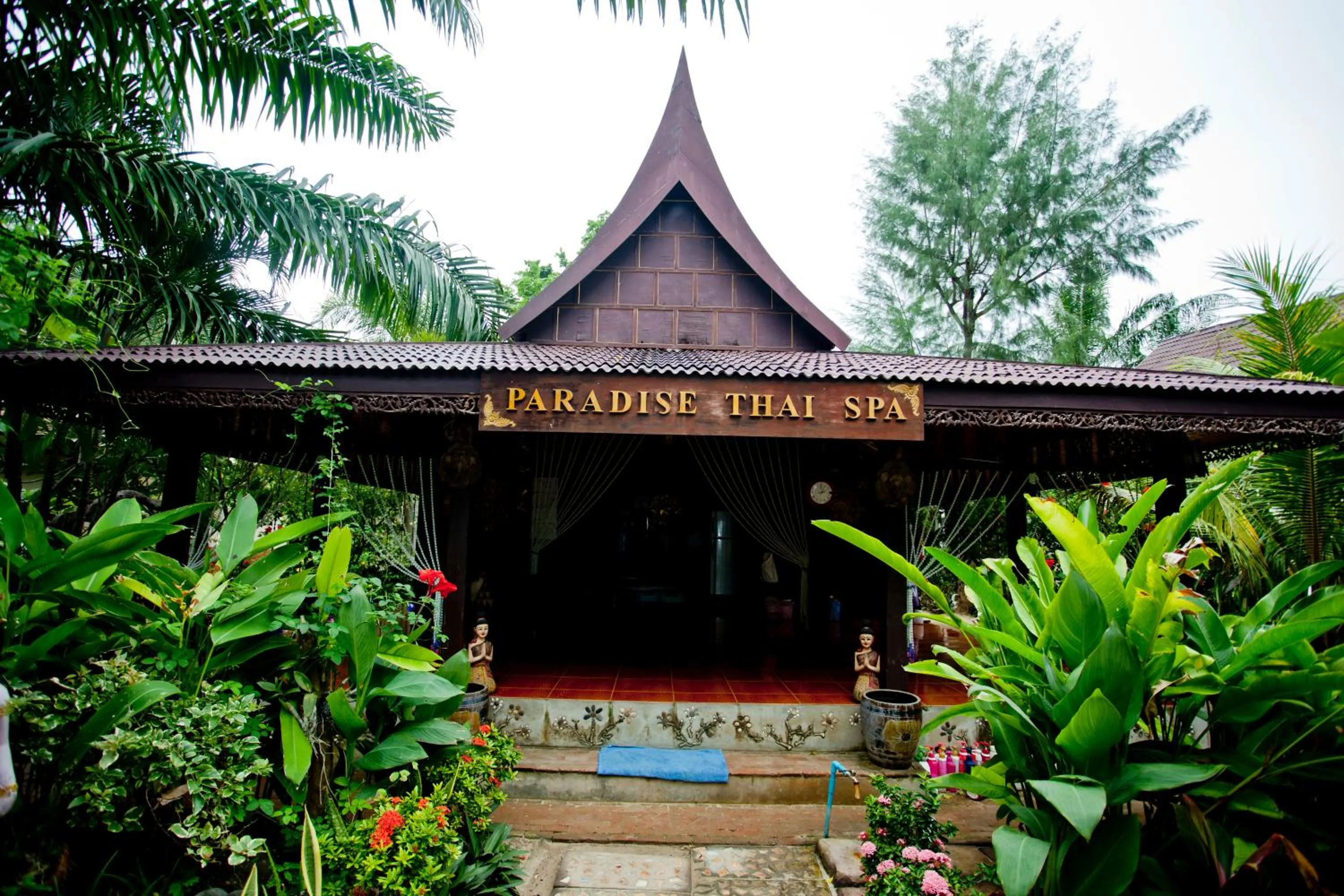 Paradise Pearl Bungalows