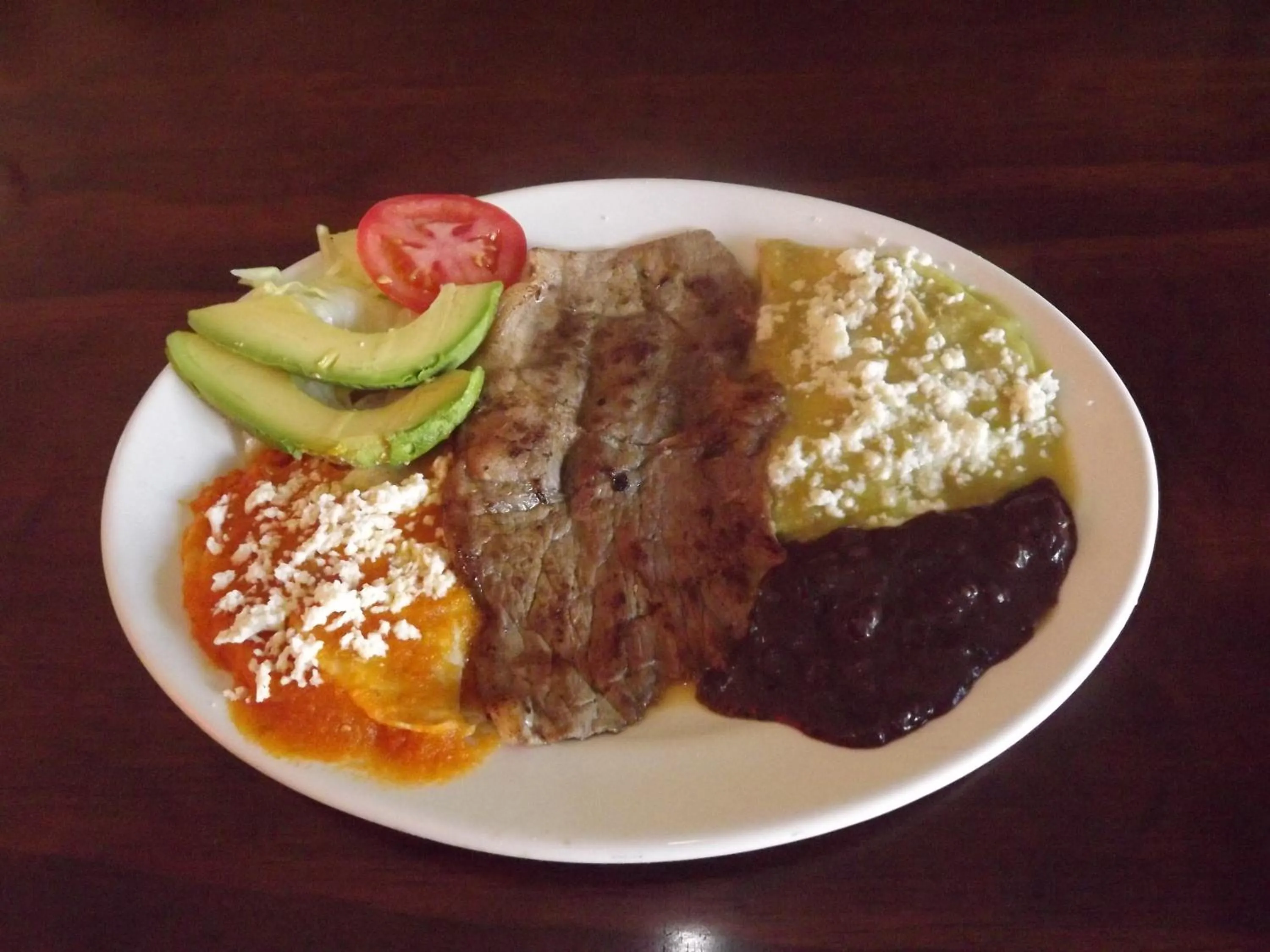 Food in Hotel Cosmos