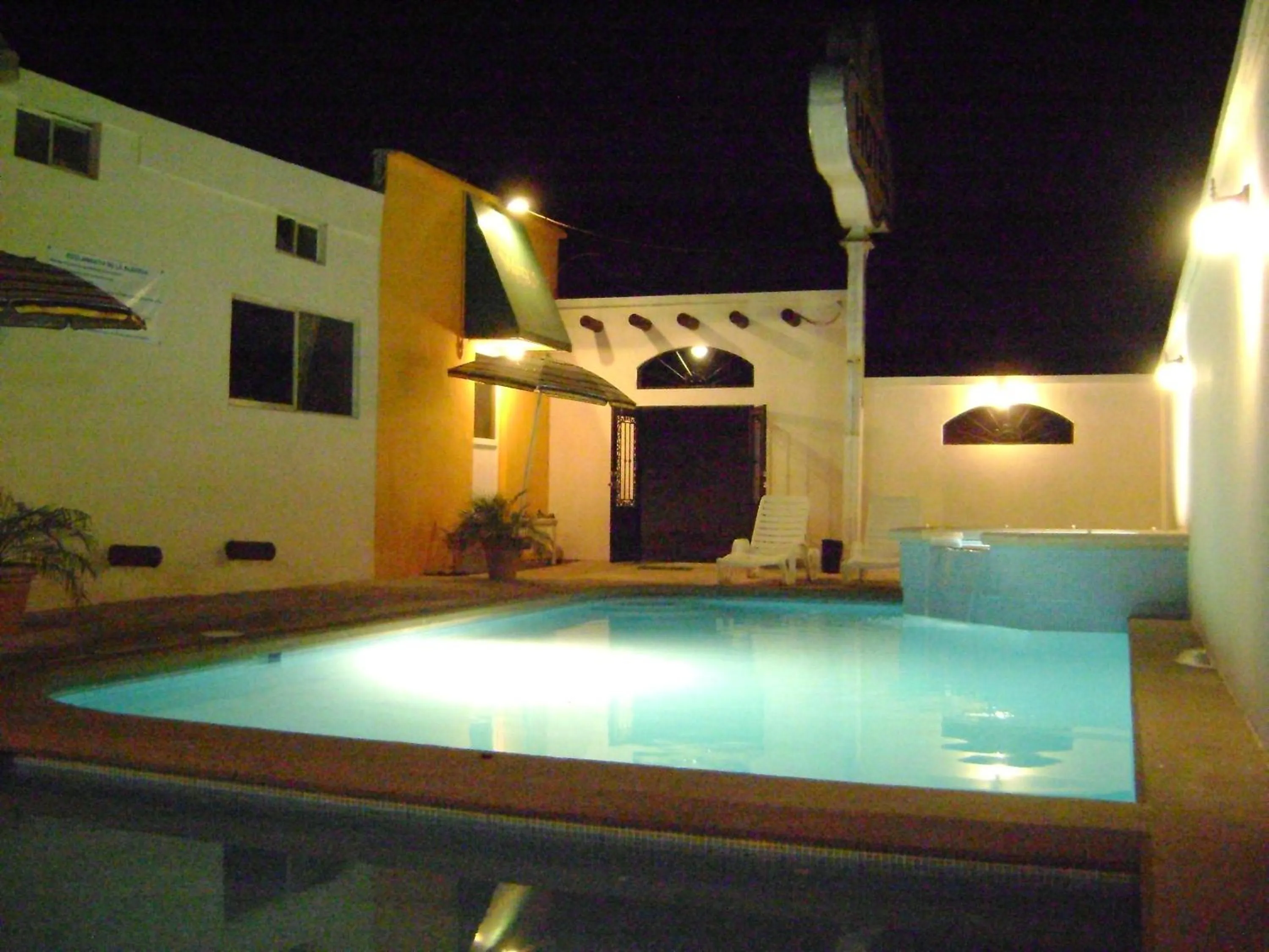 Swimming pool in Hotel Cosmos