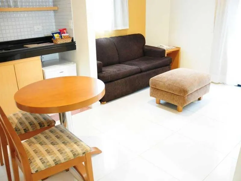 Brasília Santana Gold Flat