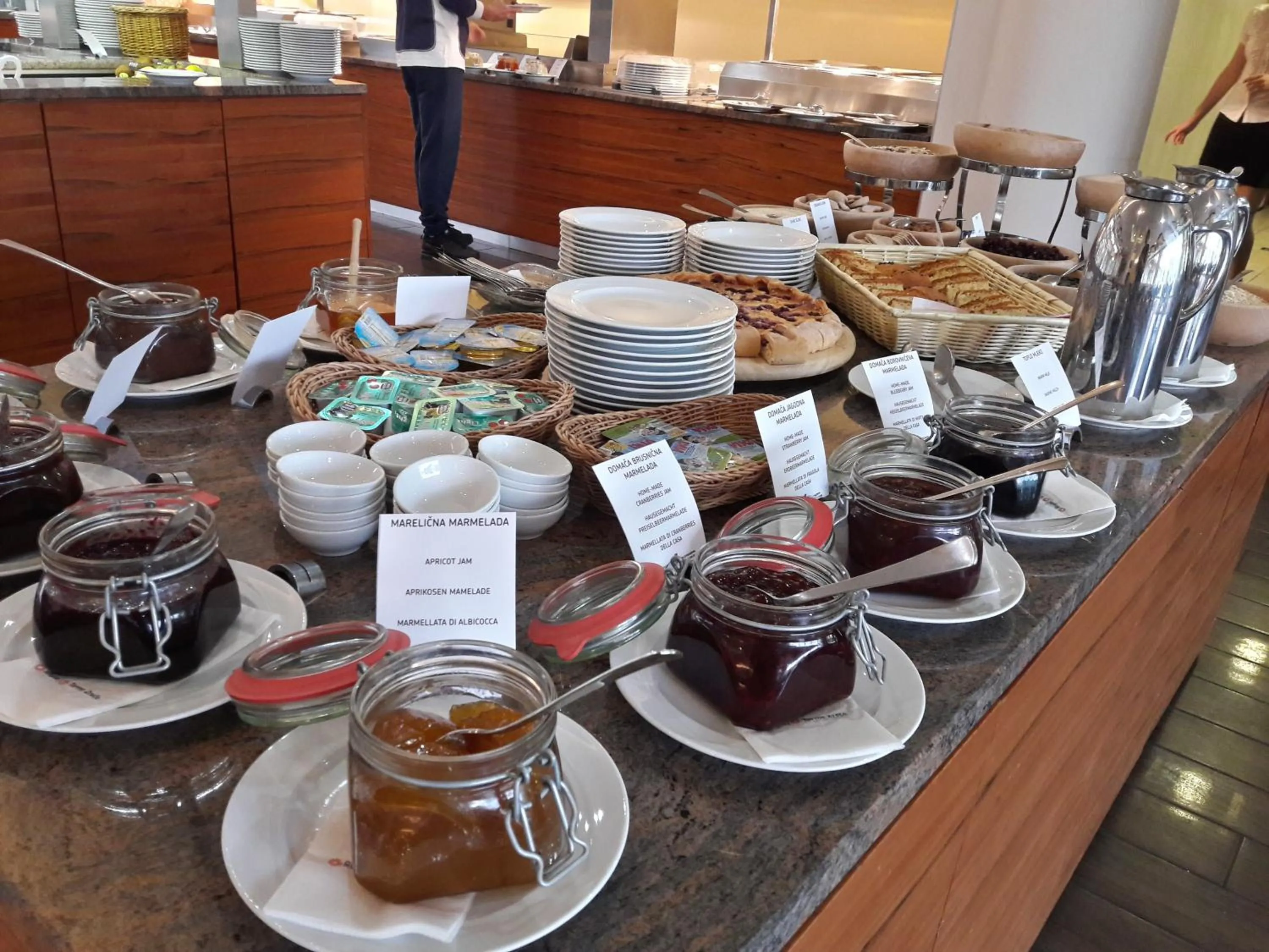 Buffet breakfast in Terme Zreče – Hotel Atrij