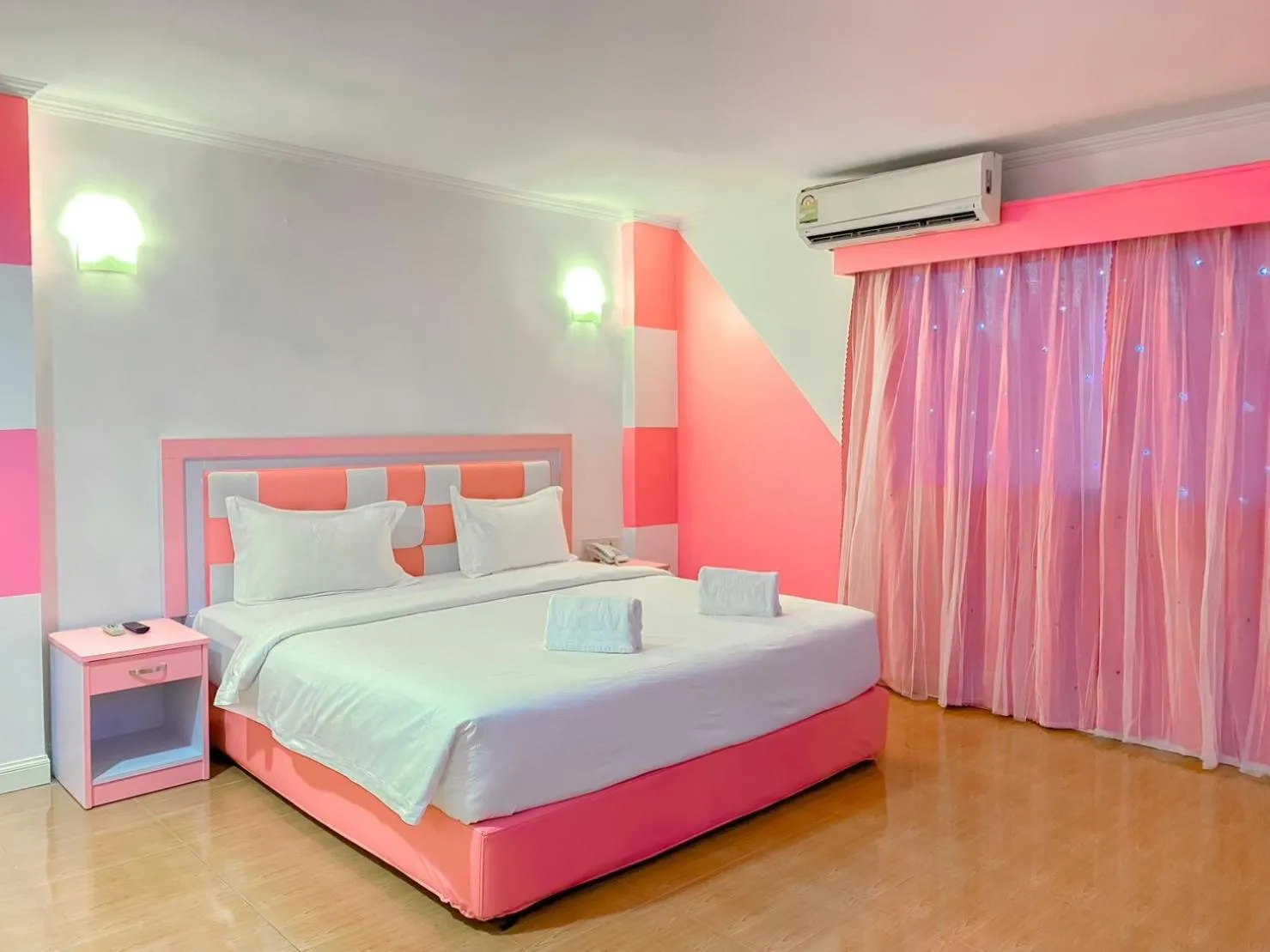 Bedroom, Bed in The Wai Hotel Danok