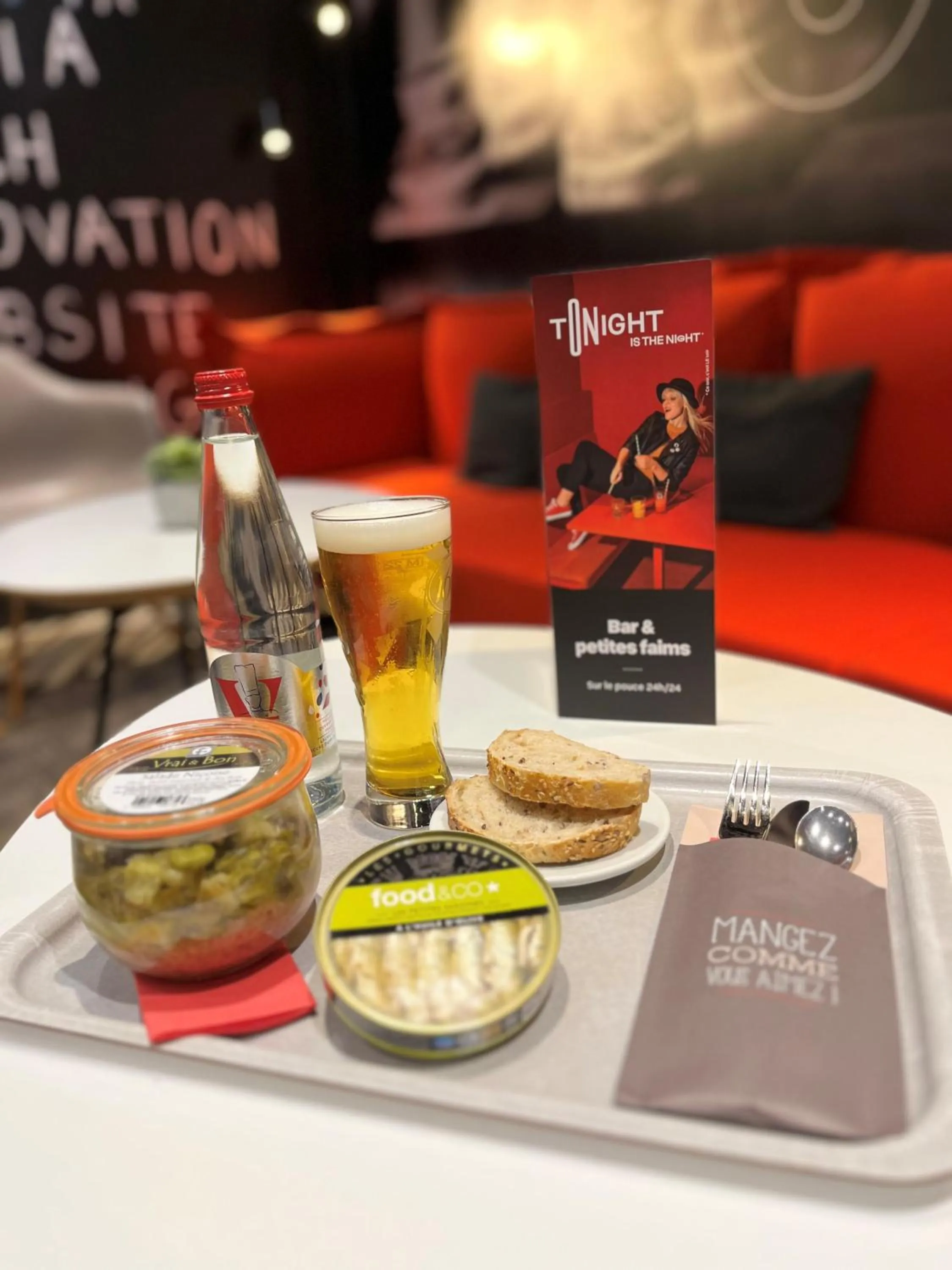 Food and drinks in ibis Alençon