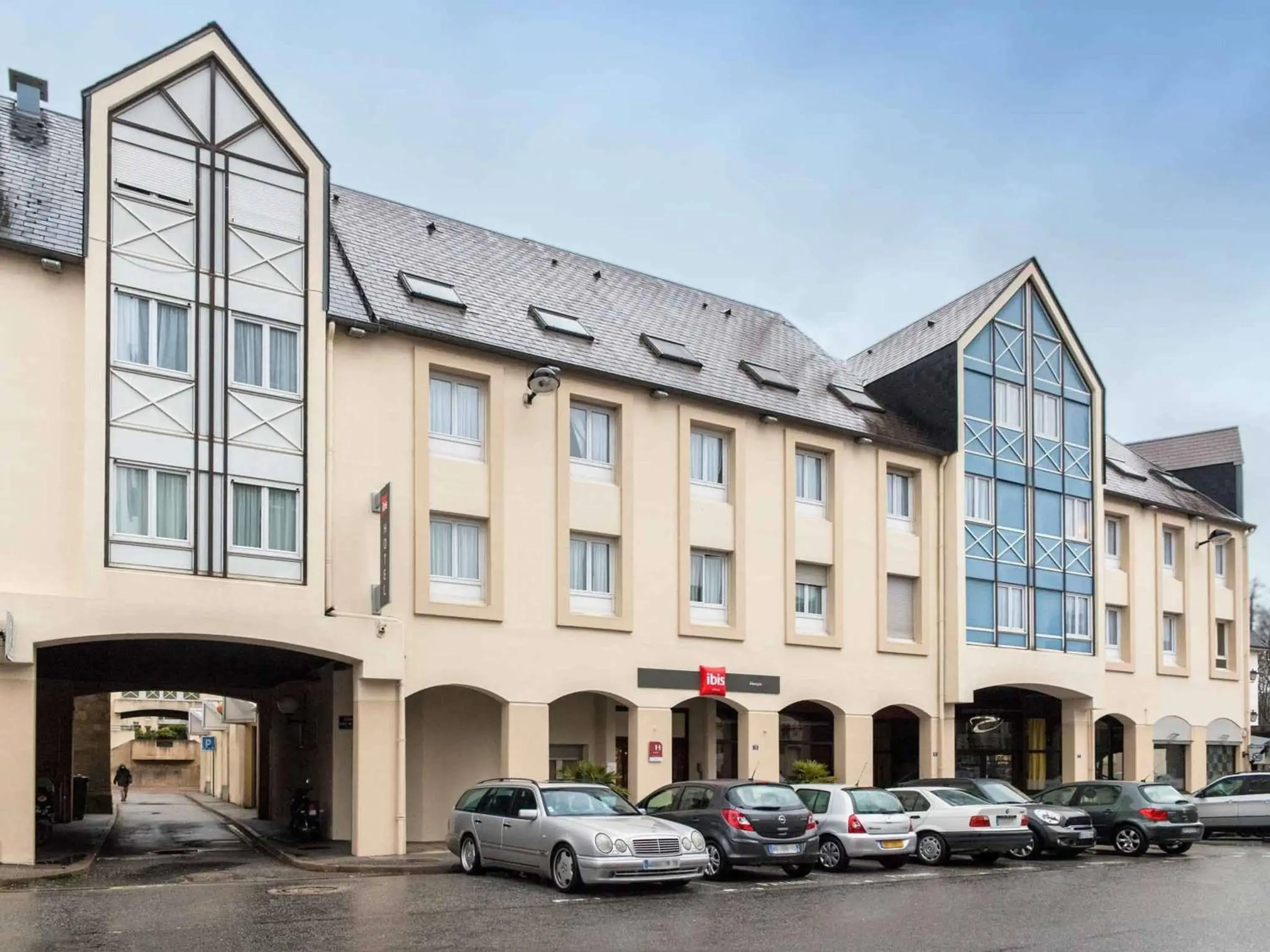 Property building in ibis Alençon Property building in ibis Alençon